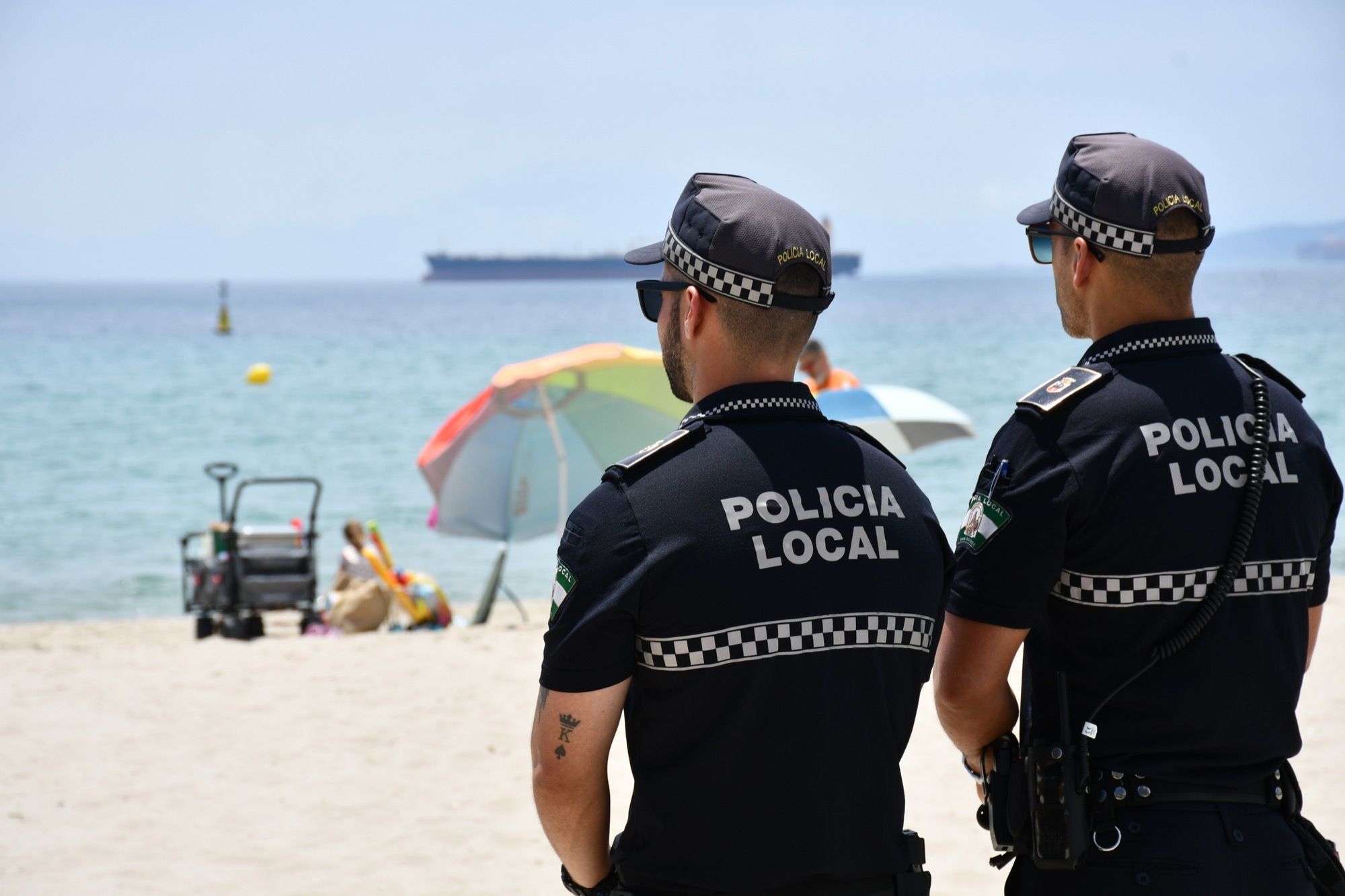 San Roque reforzará la vigilancia en sus playas los fines de semana.