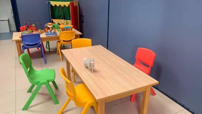 La plantilla de la escuela infantil de Castellar denuncia dos meses de impagos por parte de Diviértete.