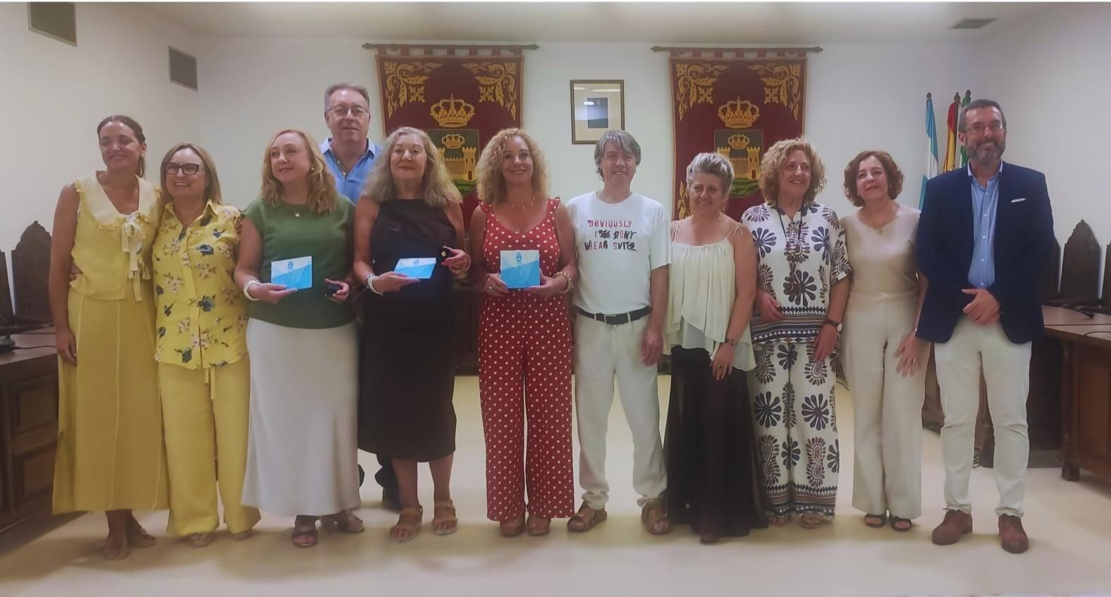 El Ayuntamiento de La Línea reconoce la labor de profesores jubilados