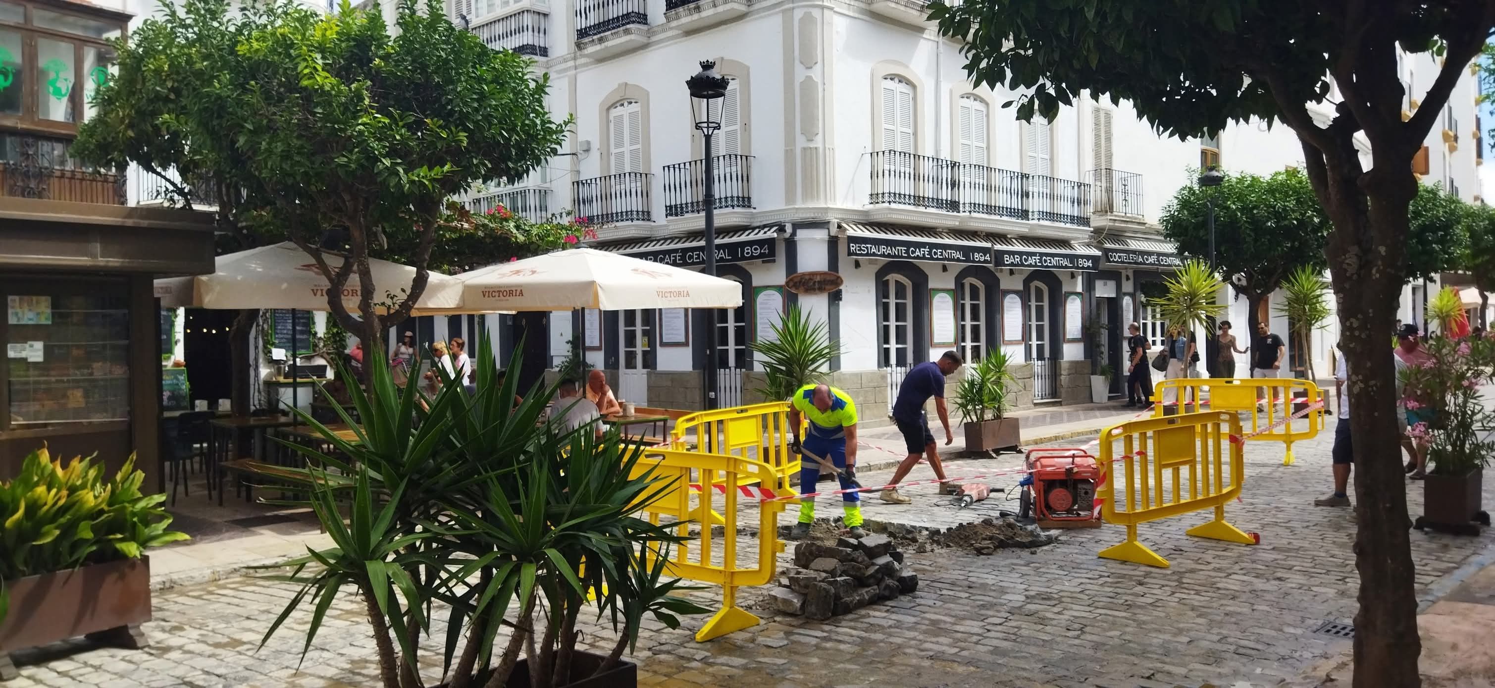 El Ayuntamiento actúa sobre seis averías en la red de aguas de Tarifa.