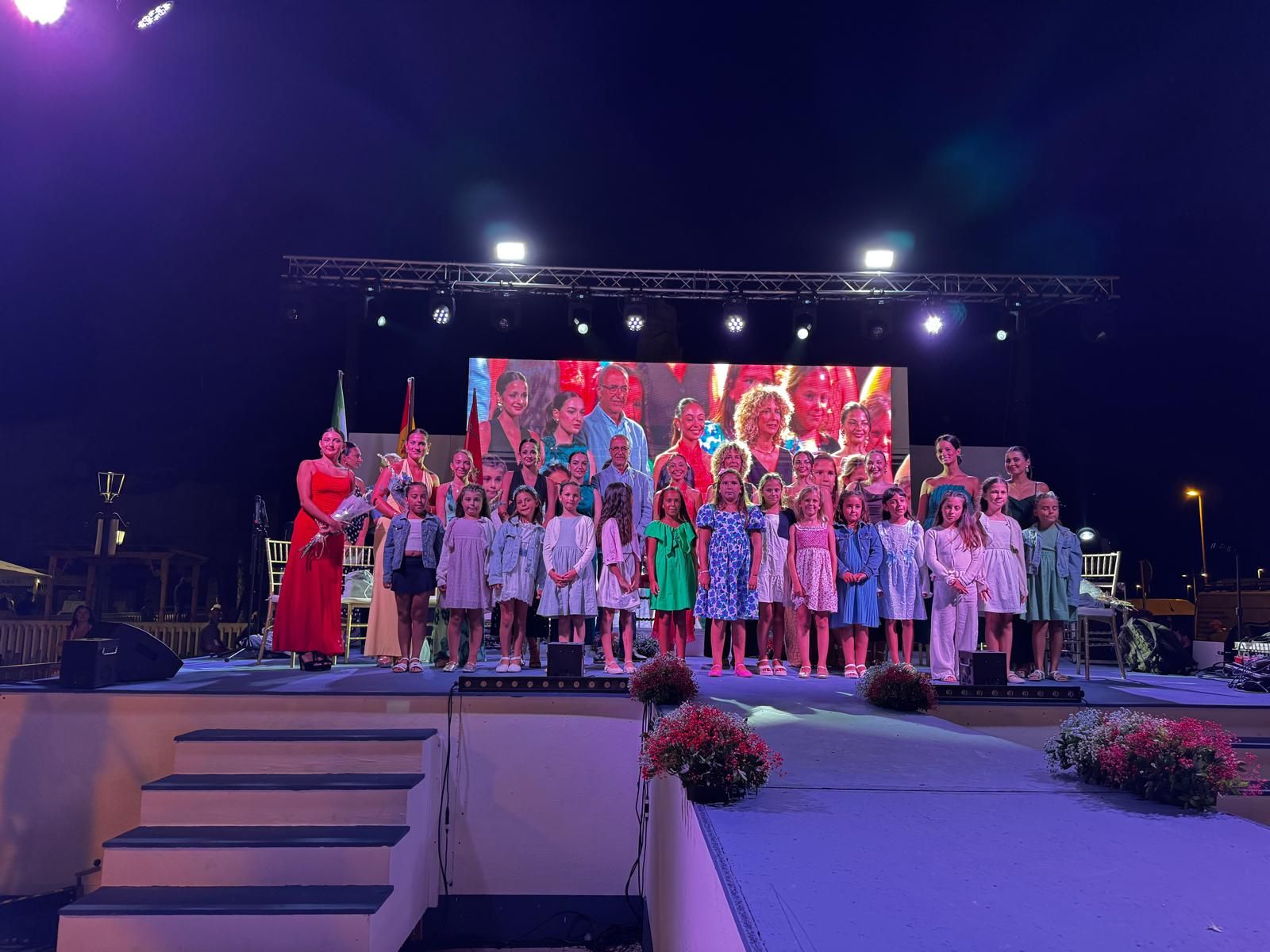 Silvia Gutiérrez Pérez es la reina juvenil de la Real Feria y Fiestas de Tarifa 2025.