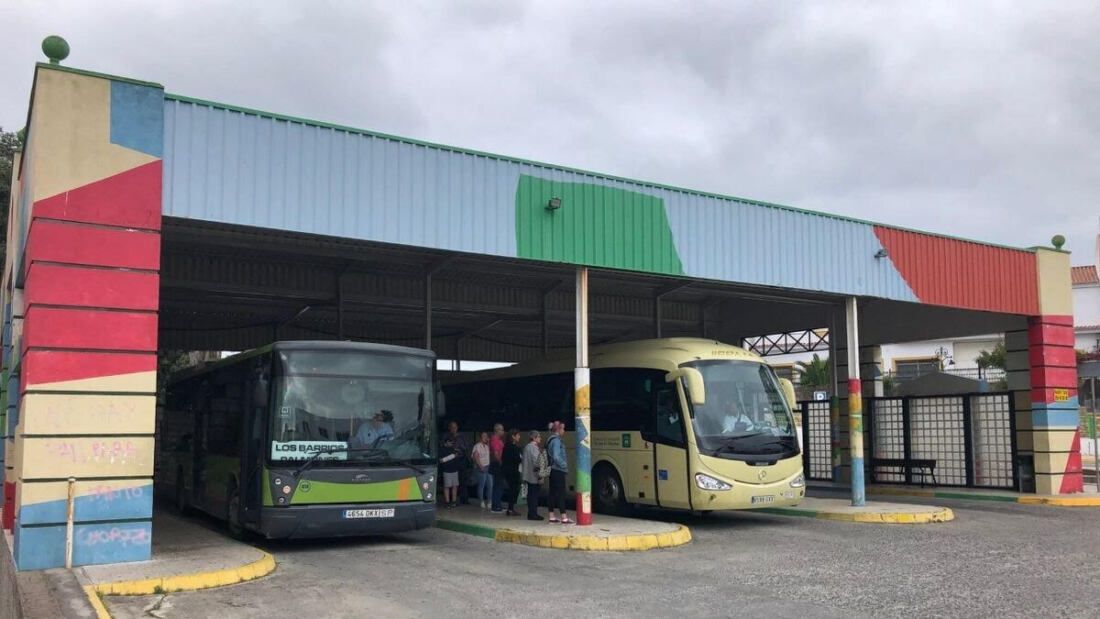 Los Barrios adquirirá un autobús híbrido urbano y dos cuadriciclos eléctricos. Foto: FOTO ESTACIÓN AUTOBUS