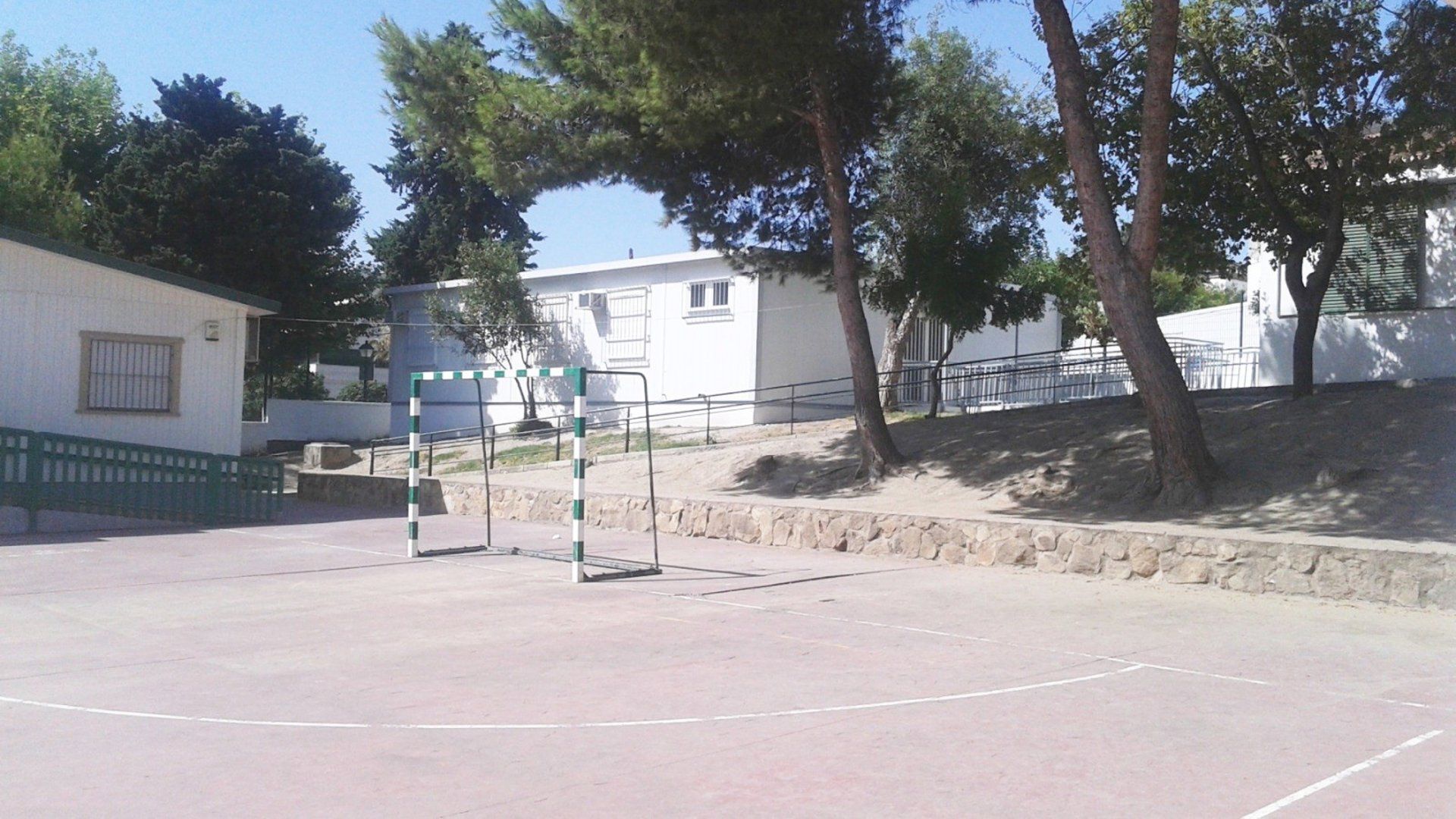 Destinados más de 314.00 euros en la mejora de la accesibilidad del CEIP Gloria Fuertes en San Roque