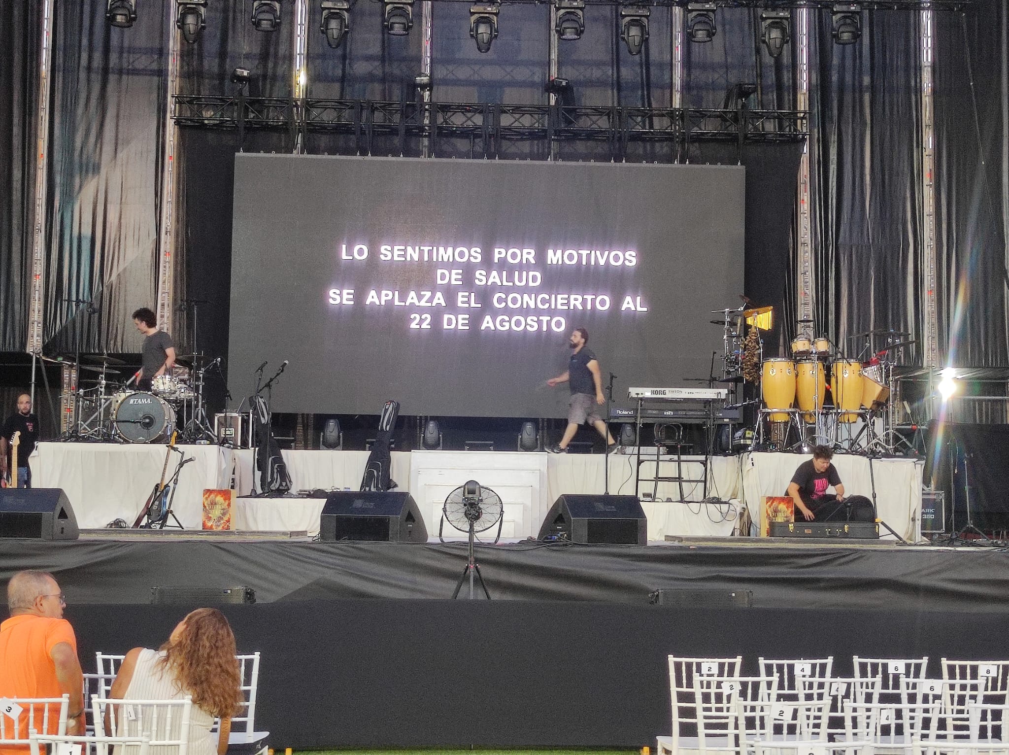 Suspendido el concierto de Rosario Flores en Algeciras en el último momento por enfermedad.