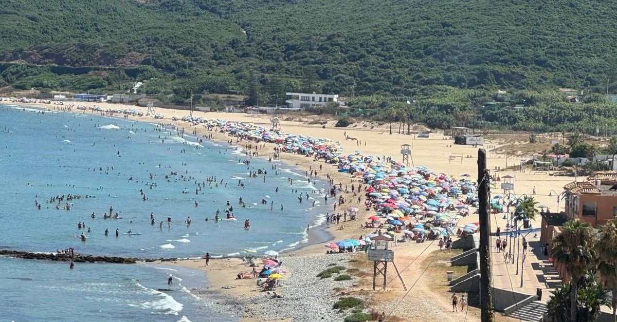 Landaluce: “Algeciras vive un verano excepcional, lleno de vida y actividad”.