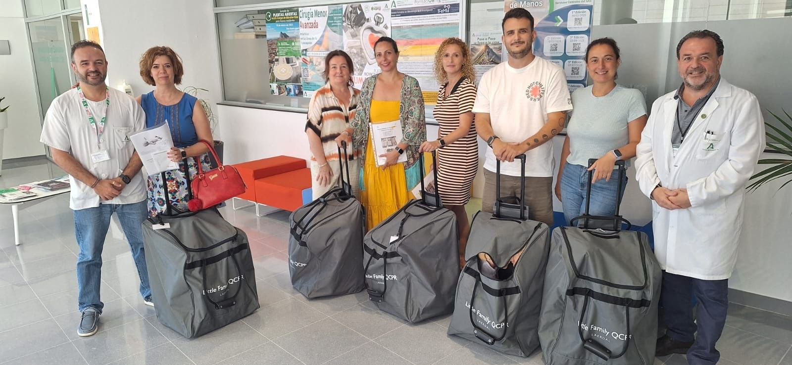 Material soporte vital Įrea CG Este. El Campo de Gibraltar refuerza la formación en emergencias escolares con simuladores de RCP.