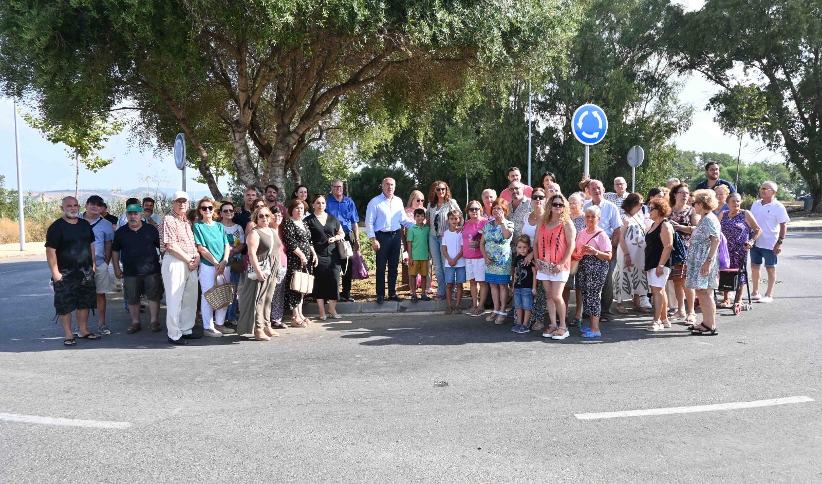 Algeciras homenajea al histórico vecino del Embarcadero Antonio Moreno Acevedo ‘El Zapatero’ con una glorieta