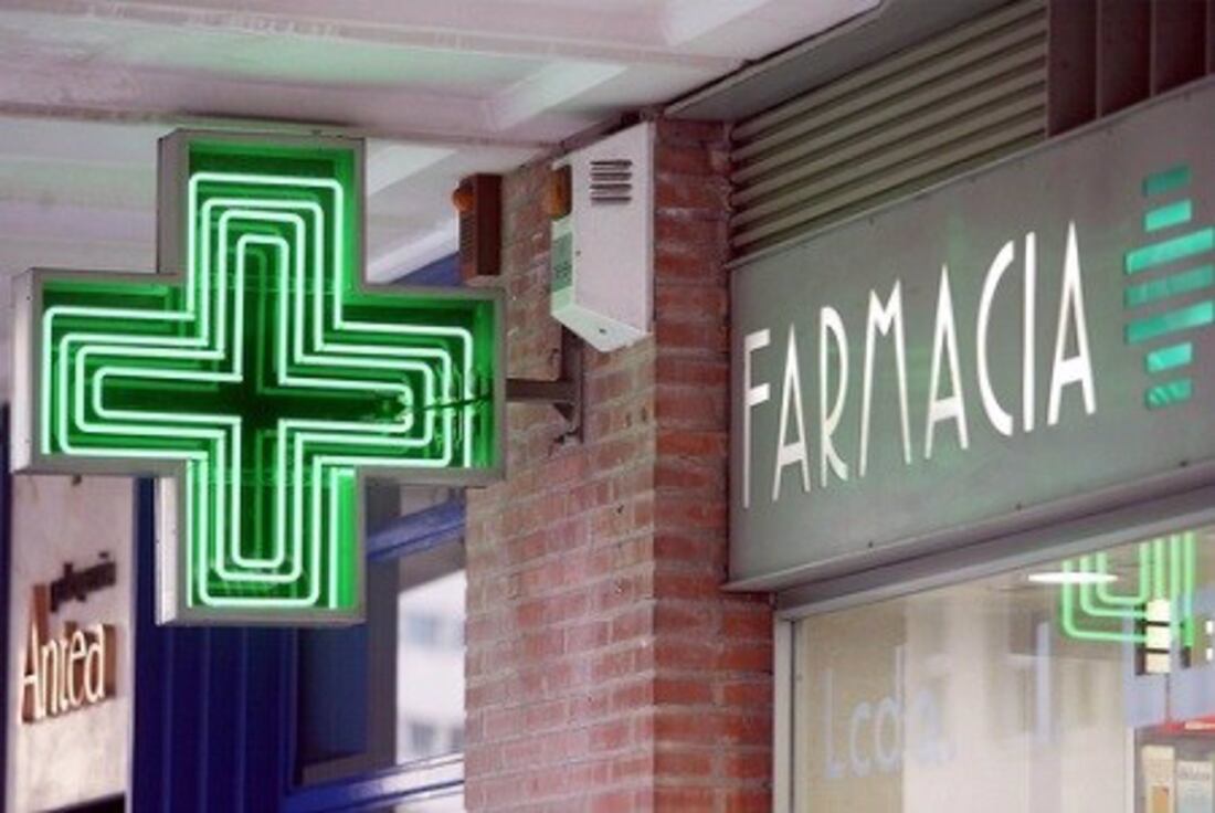 Cádiz.- Sucesos.- El Colegio de Farmacéuticos denuncia la agresión sufrida por una técnico de farmacia en La Línea