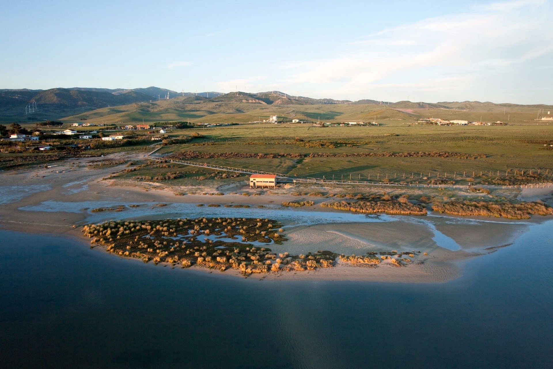 El Parque Natural del Estrecho ofrece un programa de visitas para conocer su "extraordinario" patrimonio