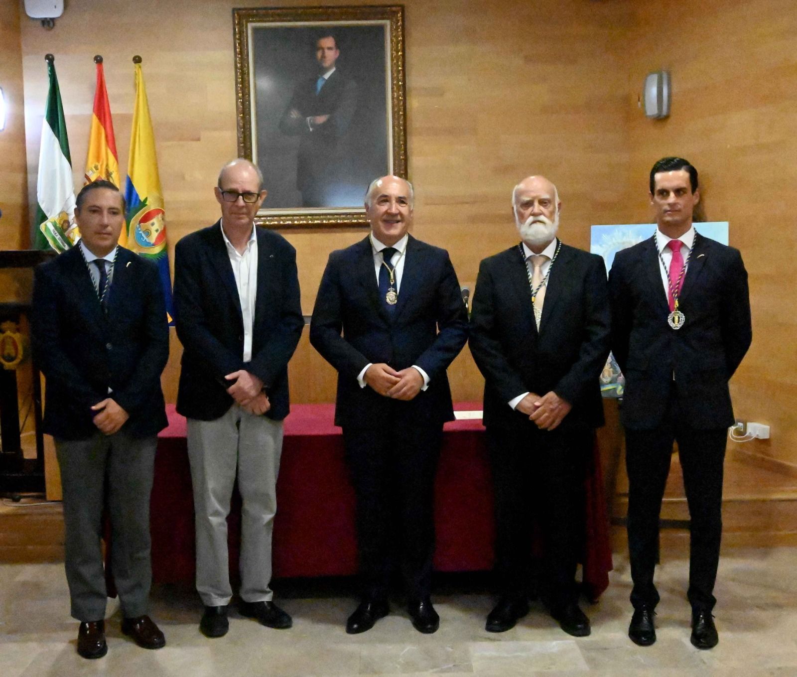 Algeciras reconoce con las Medallas de la Palma a tres hombres y un colectivo