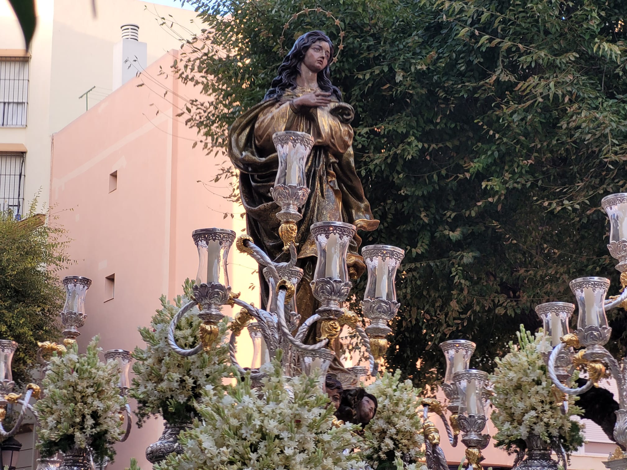 La Línea eleva a la Inmaculada en la celebración de un siglo de patronazgo
