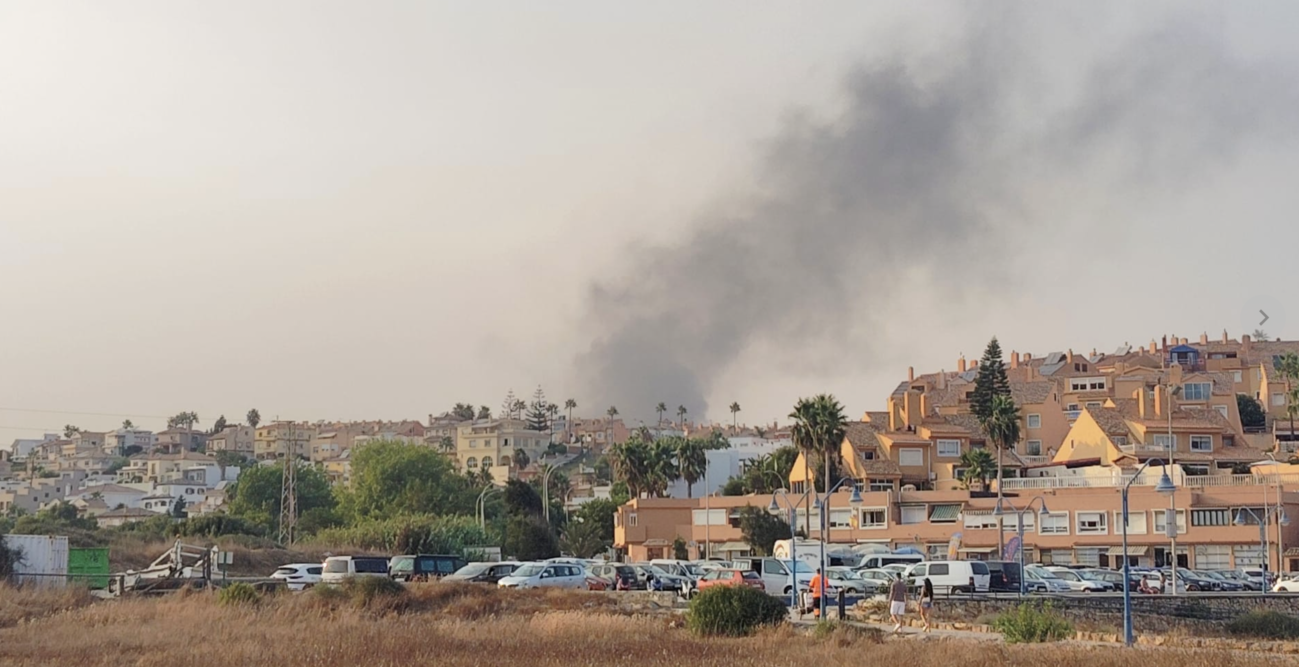 Declarado un incendio en la calle Chipiona, el segundo en Algeciras este martes