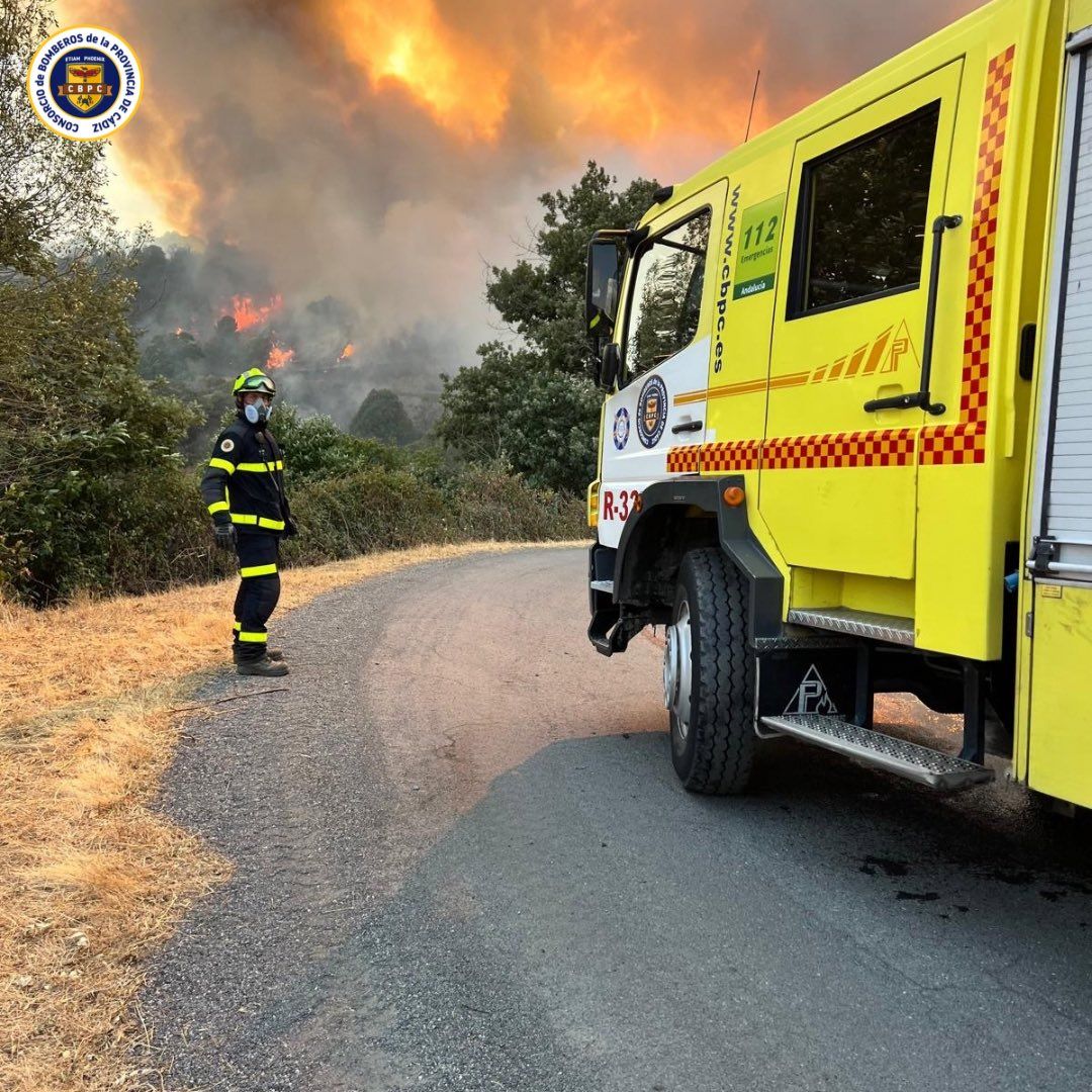 Landaluce agradece la labor de los bomberos de Algeciras desplazados a Galicia por los incendios