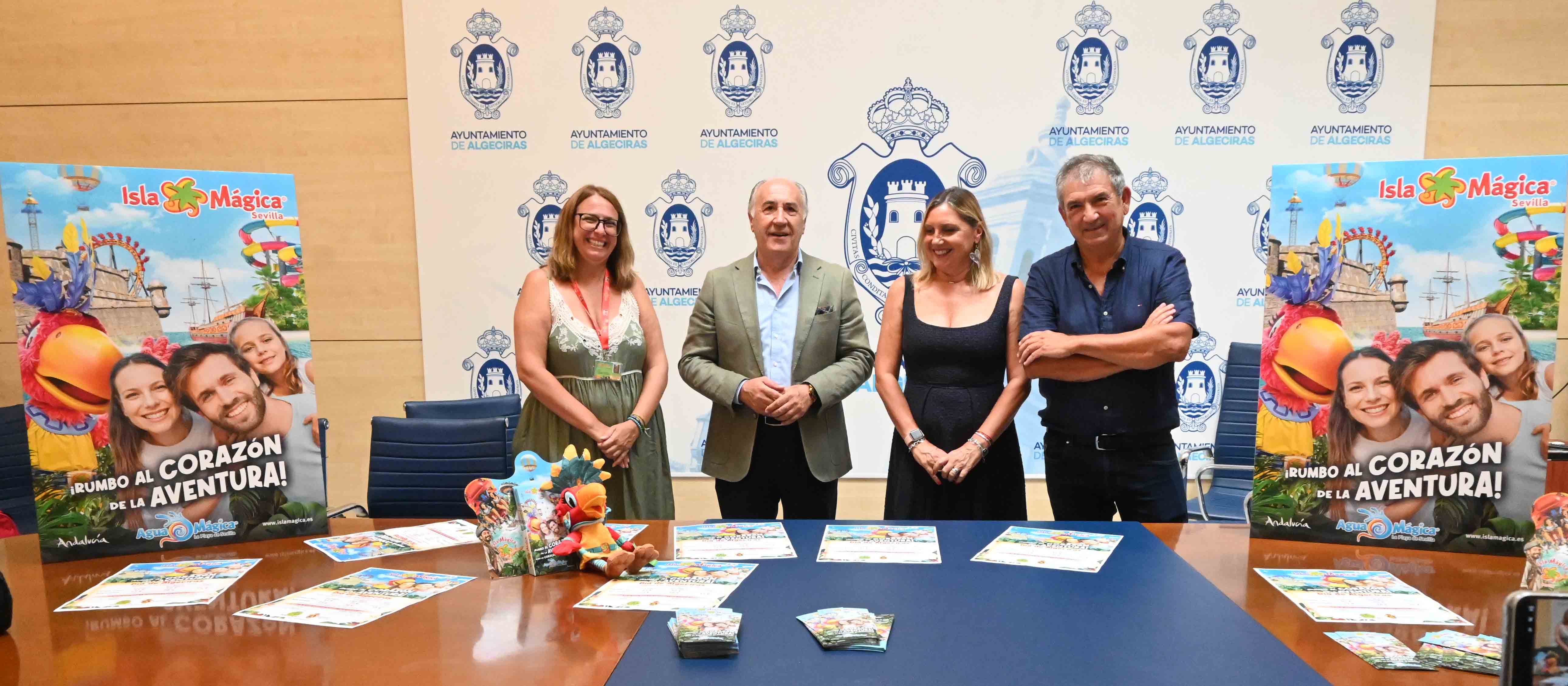 Imagen de la presentación del Día de Algeciras en Isla Mágica. 