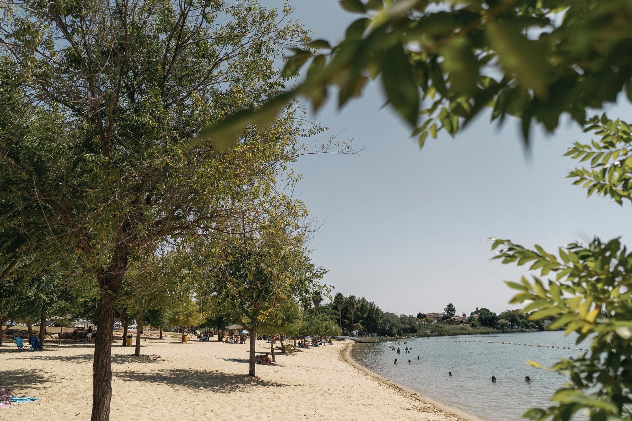 Fallece un hombre por ahogamiento en una playa artificial en Arcos de la Frontera. 