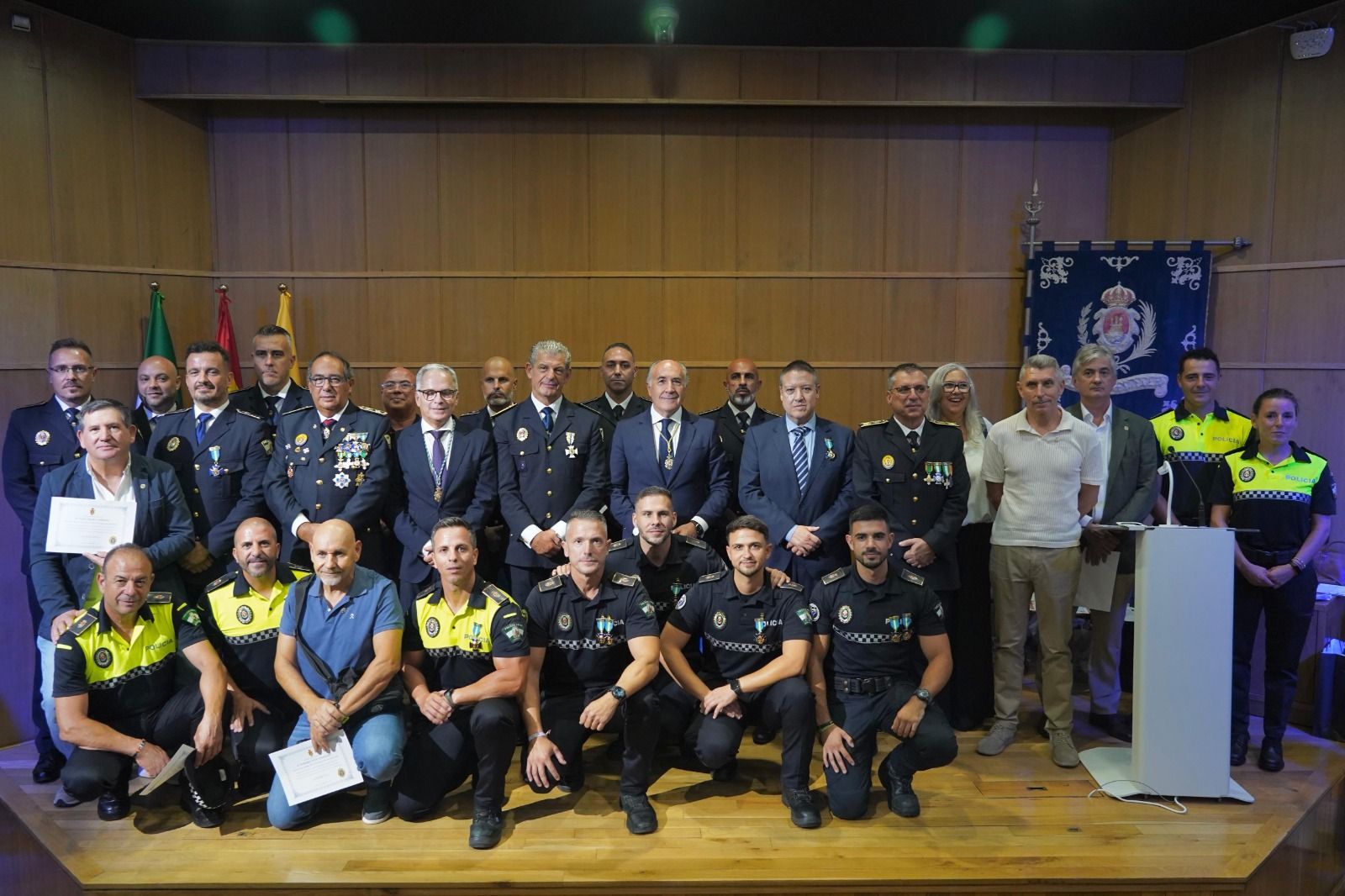 Algeciras celebra el Día de la Policía Local con reconocimientos y condecoraciones. Fotos: Ayuntamiento de Algeciras. 