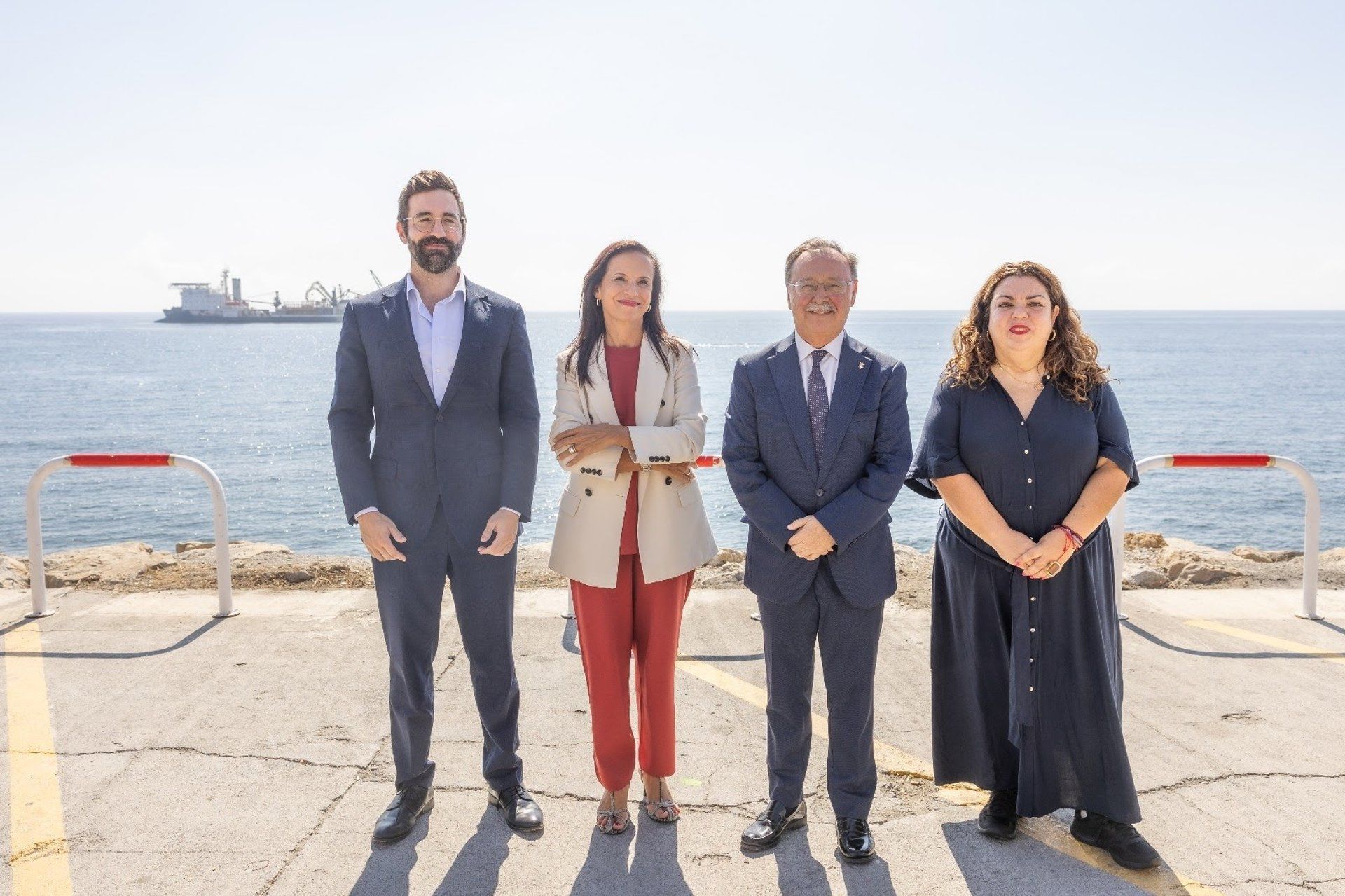 Llega a Ceuta el primer cable submarino de la interconexión eléctrica con la península a través de La Línea