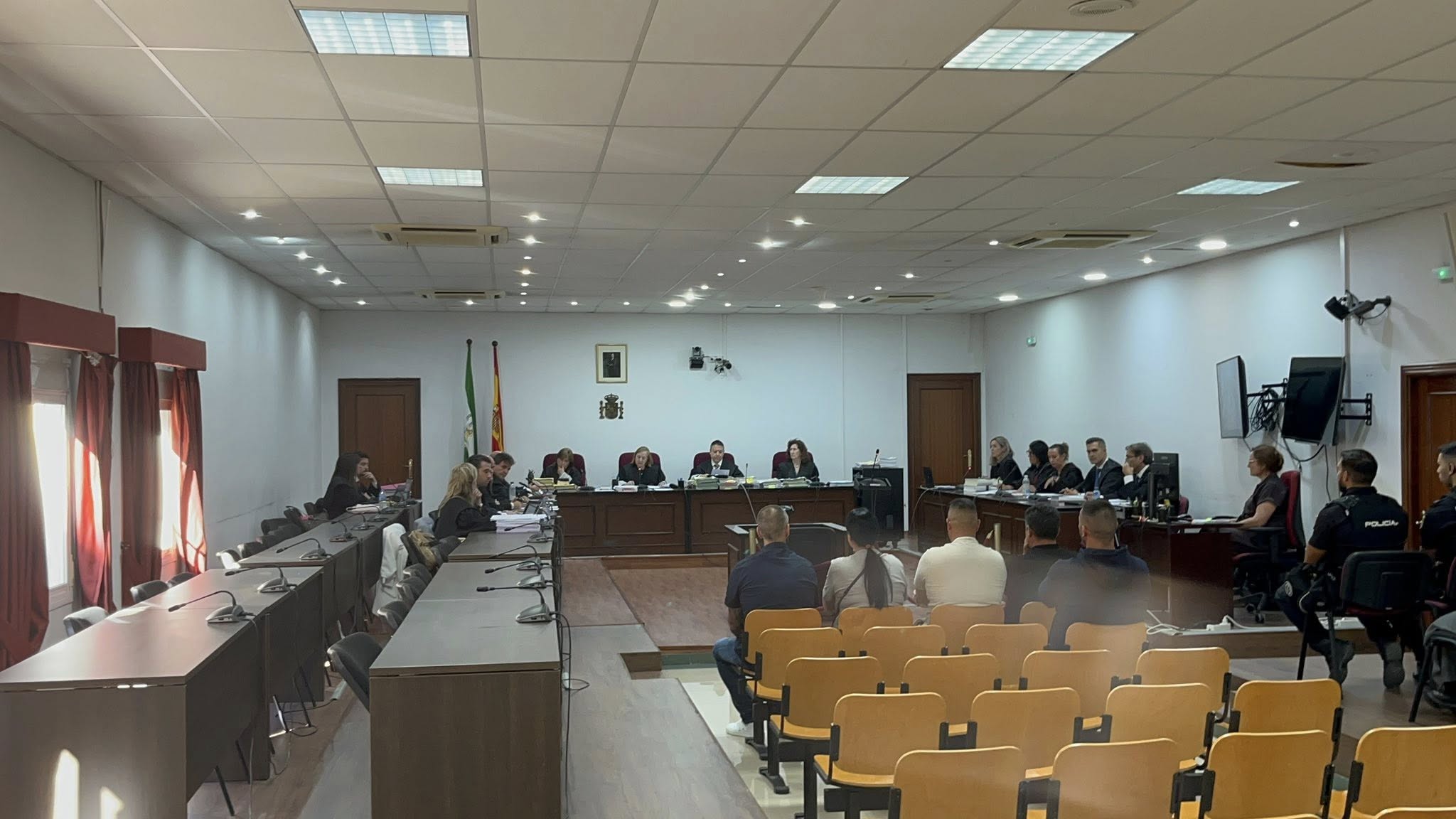 Imagen de la primera sesión. Imagen de F. M./8Directo. Fiscalía eleva a definitiva su petición de 114 años de cárcel para el patrón del Rúa Mar
