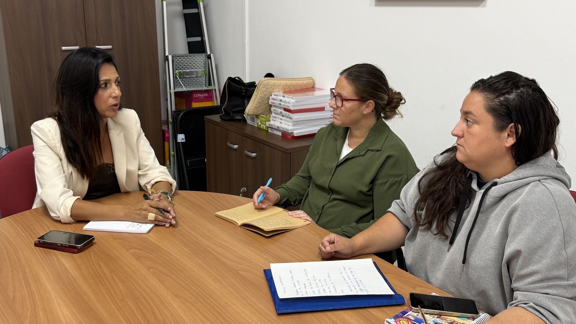 El Ayuntamiento de San Roque se reúne con las AMPAS para conocer las necesidades de los centros educativos