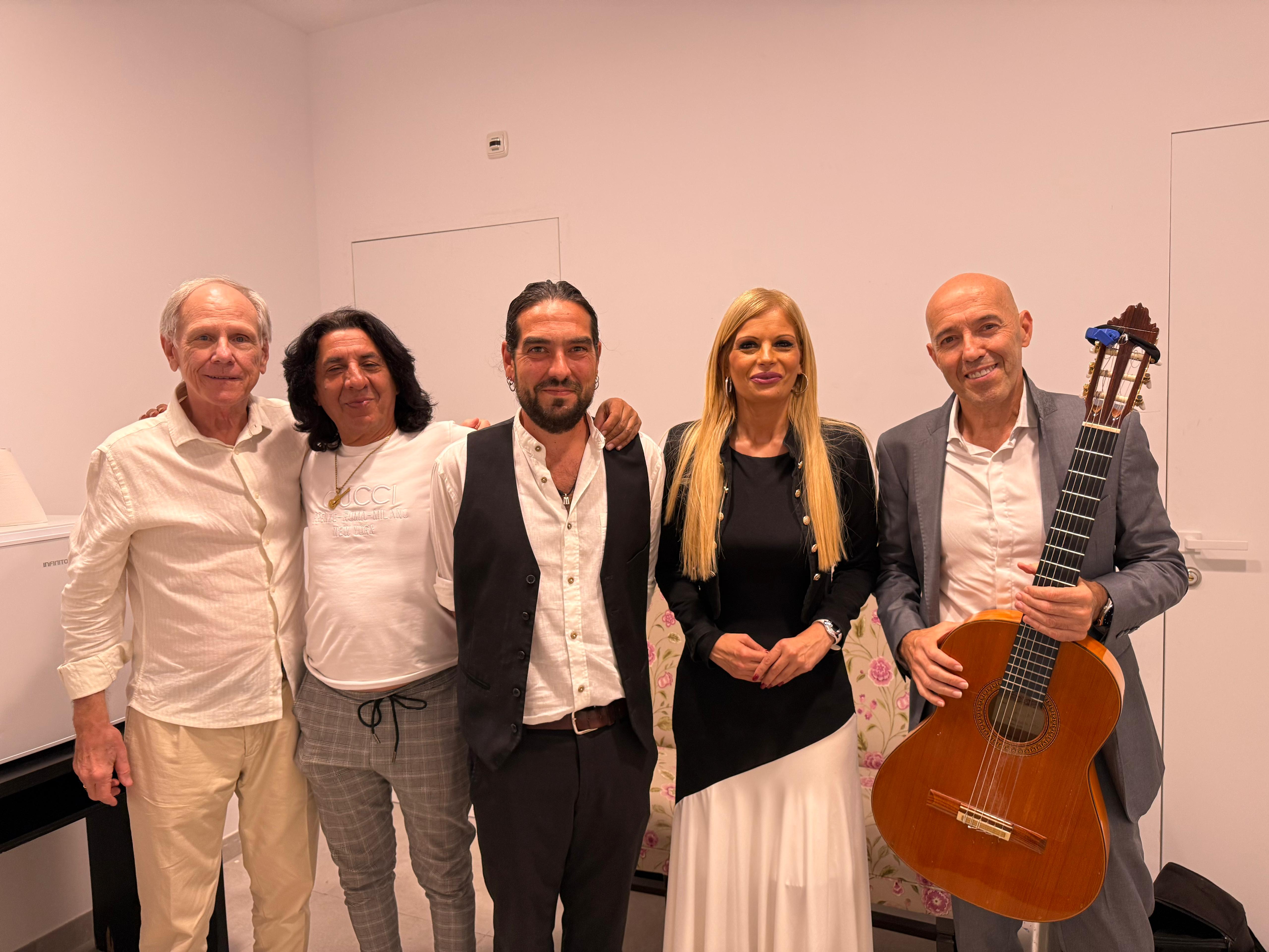 Algeciras se llena de cultura en otoño: el Centro Paco de Lucía disfruta de la guitarra de Salvador Andrades