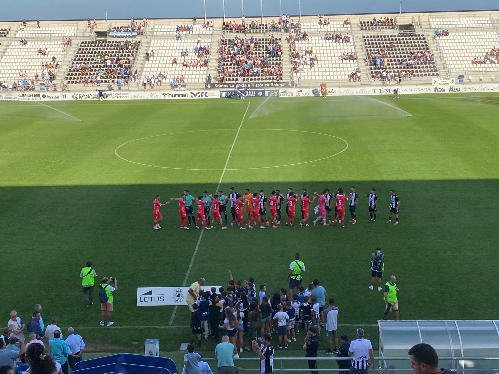 (3-0) La Balona se estrena en casa y se acerca a los puestos de playoff. Foto: Castilleja Club de Fútbol.