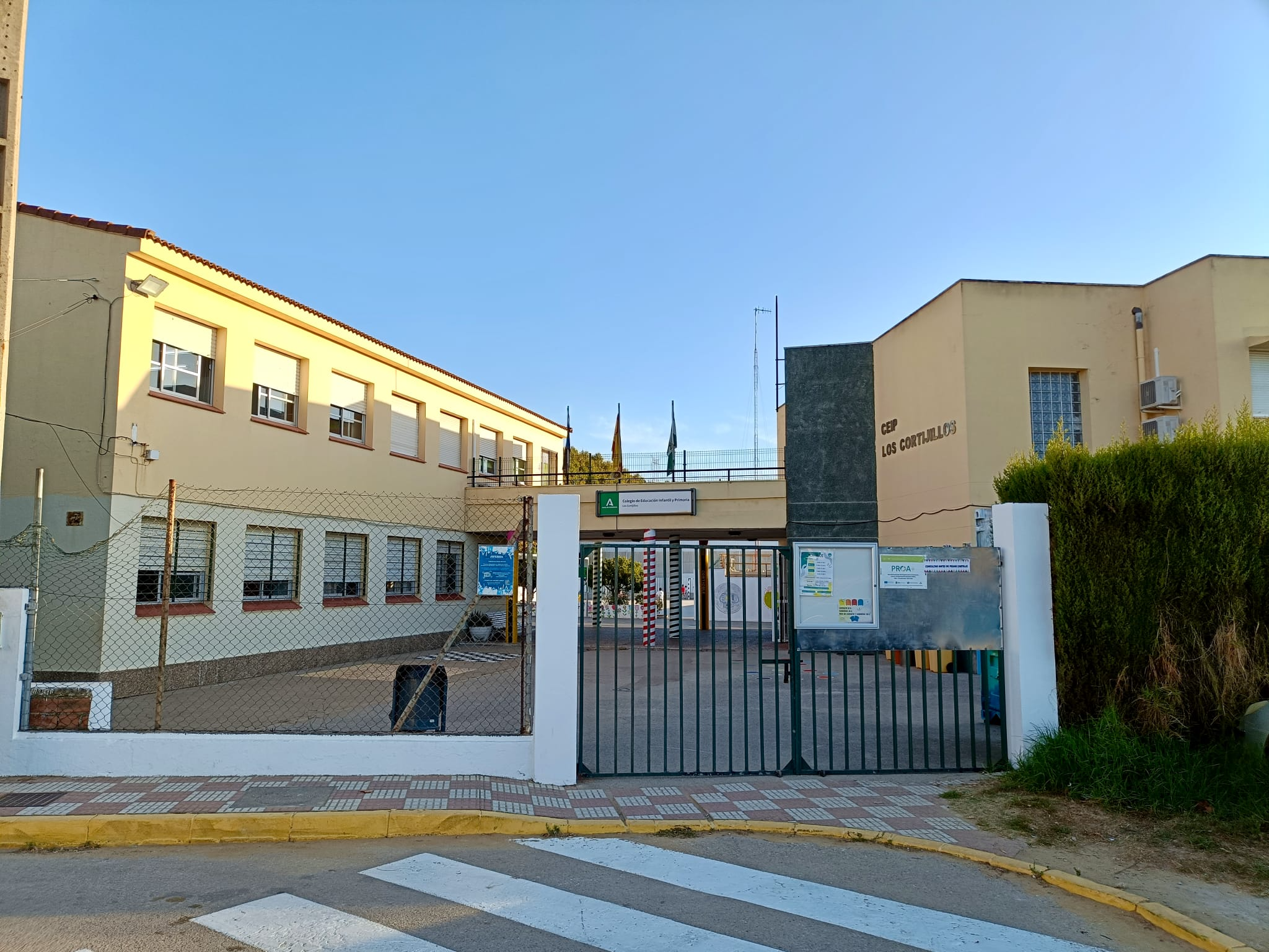 El Ayuntamiento de Los Barrios busca alternativas para la instalar un comedor en el colegio Los Cortijillos