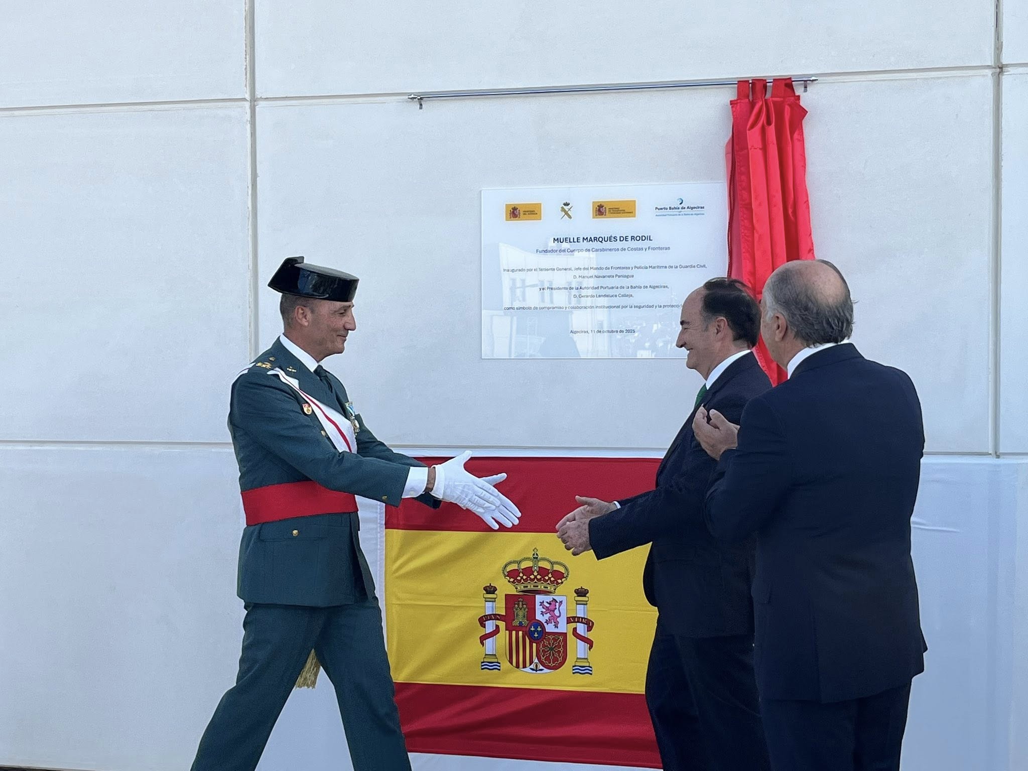 La Guardia Civil y la APBA inauguran el nuevo muelle Marqués de Rodil