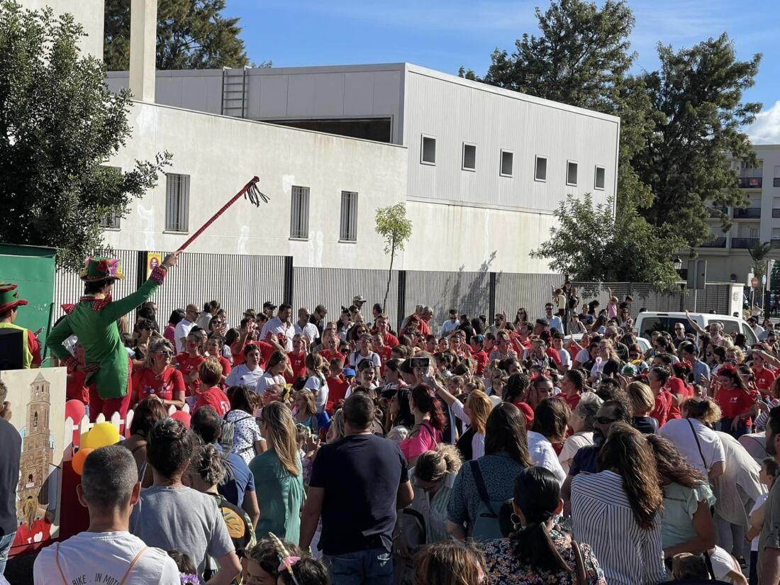 Pasacalles del Día del Niño.