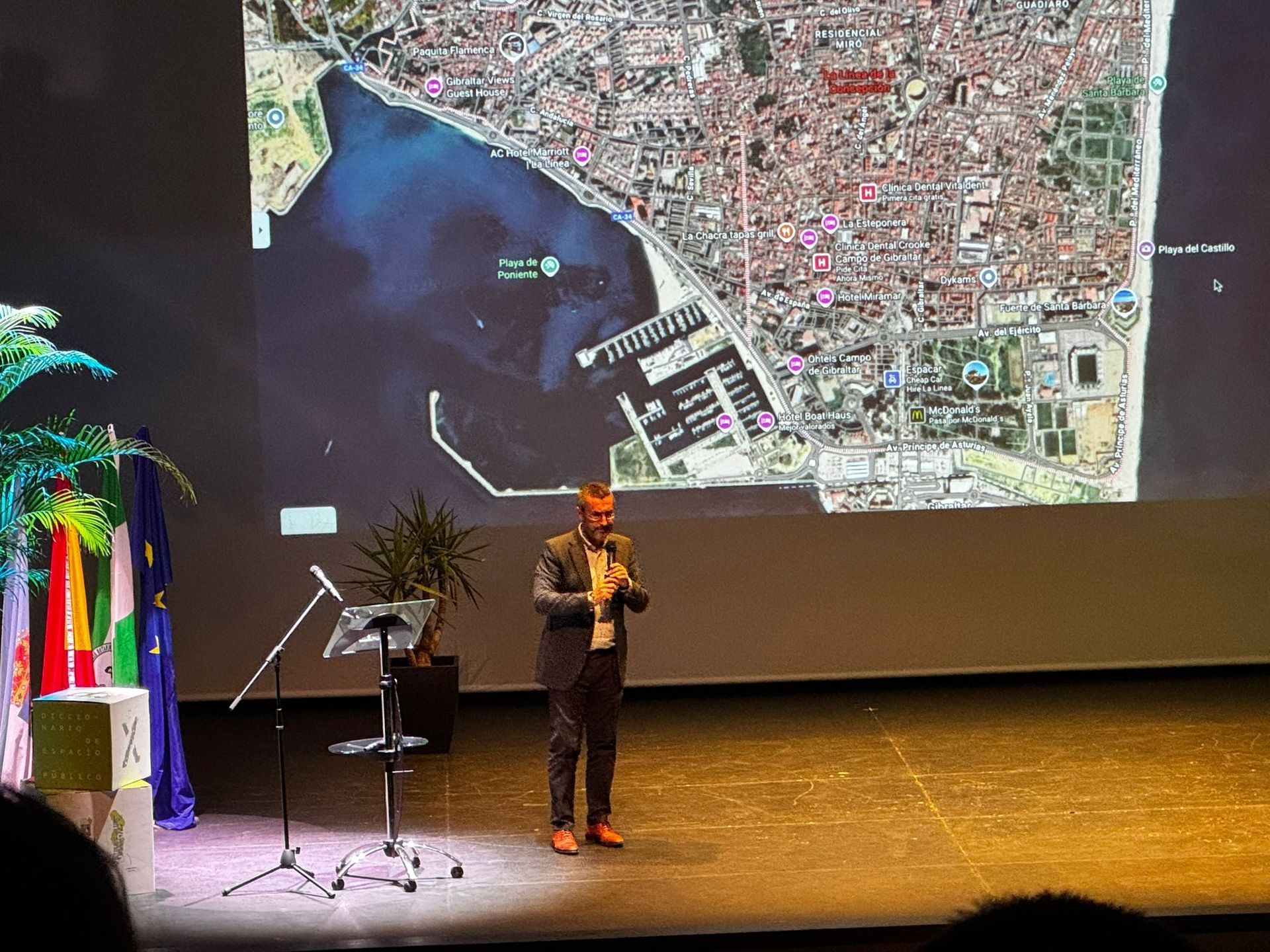 La Línea muestra sus ‘buenas prácticas’ urbanas en el Congreso Ciudades que Caminan