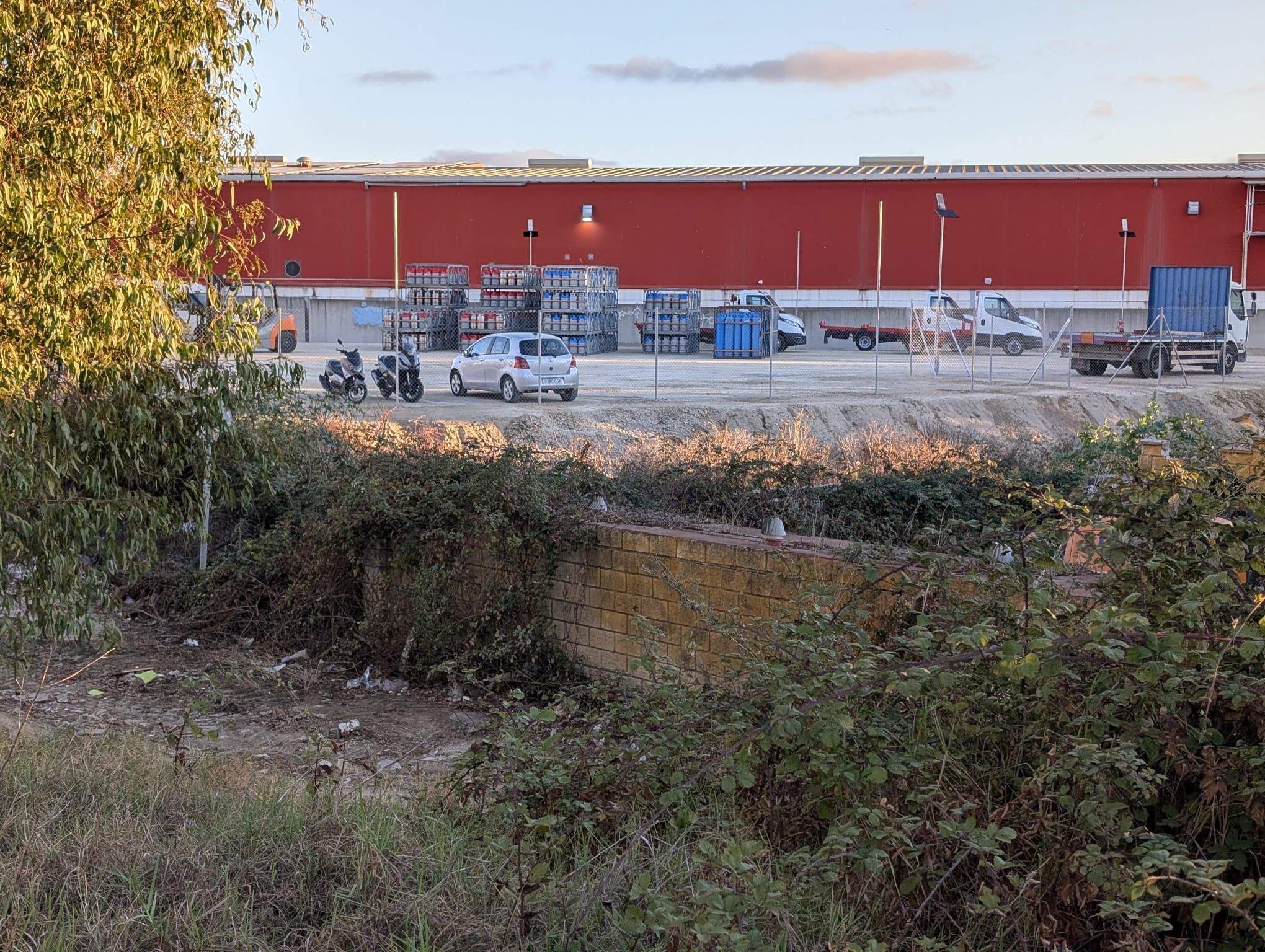 Denuncian irregularidades de la empresa Butagas Astigi en el almacenamiento de butano y propano en Algeciras
