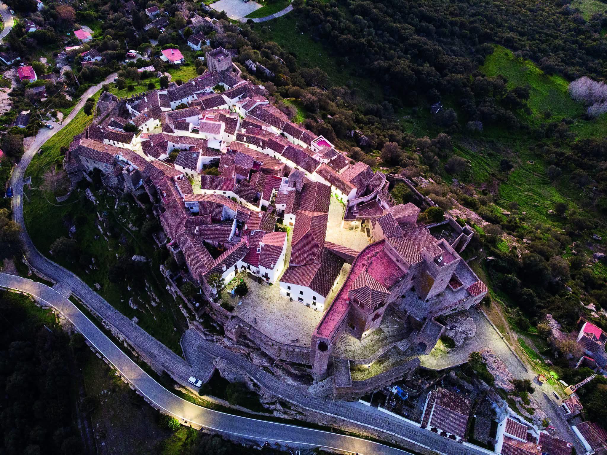 Castellar realizará prospecciones arqueológicas en el Castillo para buscar restos de represaliados