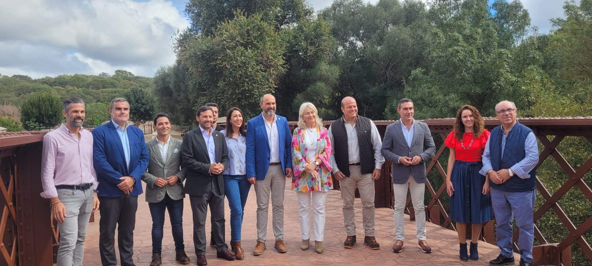 Los Barrios recupera el histórico Puente de Hierro del río Palmones tras su completa rehabilitación. Foto: D.G.