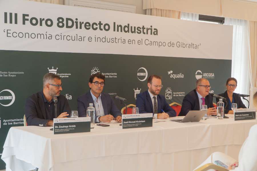 La mesa redonda sobre 'Economía circular e industria en el Campo de Gibraltar'. | J. M. Galindo.  La mesa redonda sobre 'Economía circular e industria en el Campo de Gibraltar'. | J. M. Galindo.