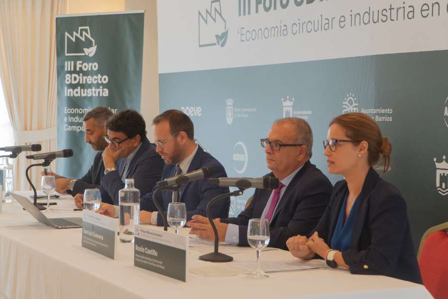 La mesa redonda sobre 'Economía circular e industria en el Campo de Gibraltar'. | J. M. Galindo.  La mesa redonda sobre 'Economía circular e industria en el Campo de Gibraltar'. | J. M. Galindo.