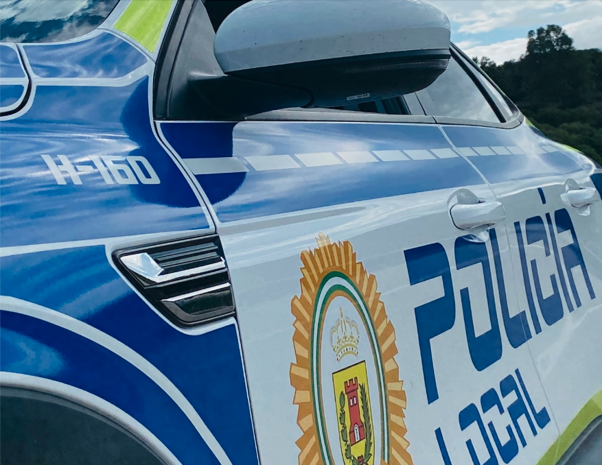 Pillan a un menor de 14 años conduciendo una moto sin carné en Los Barrios