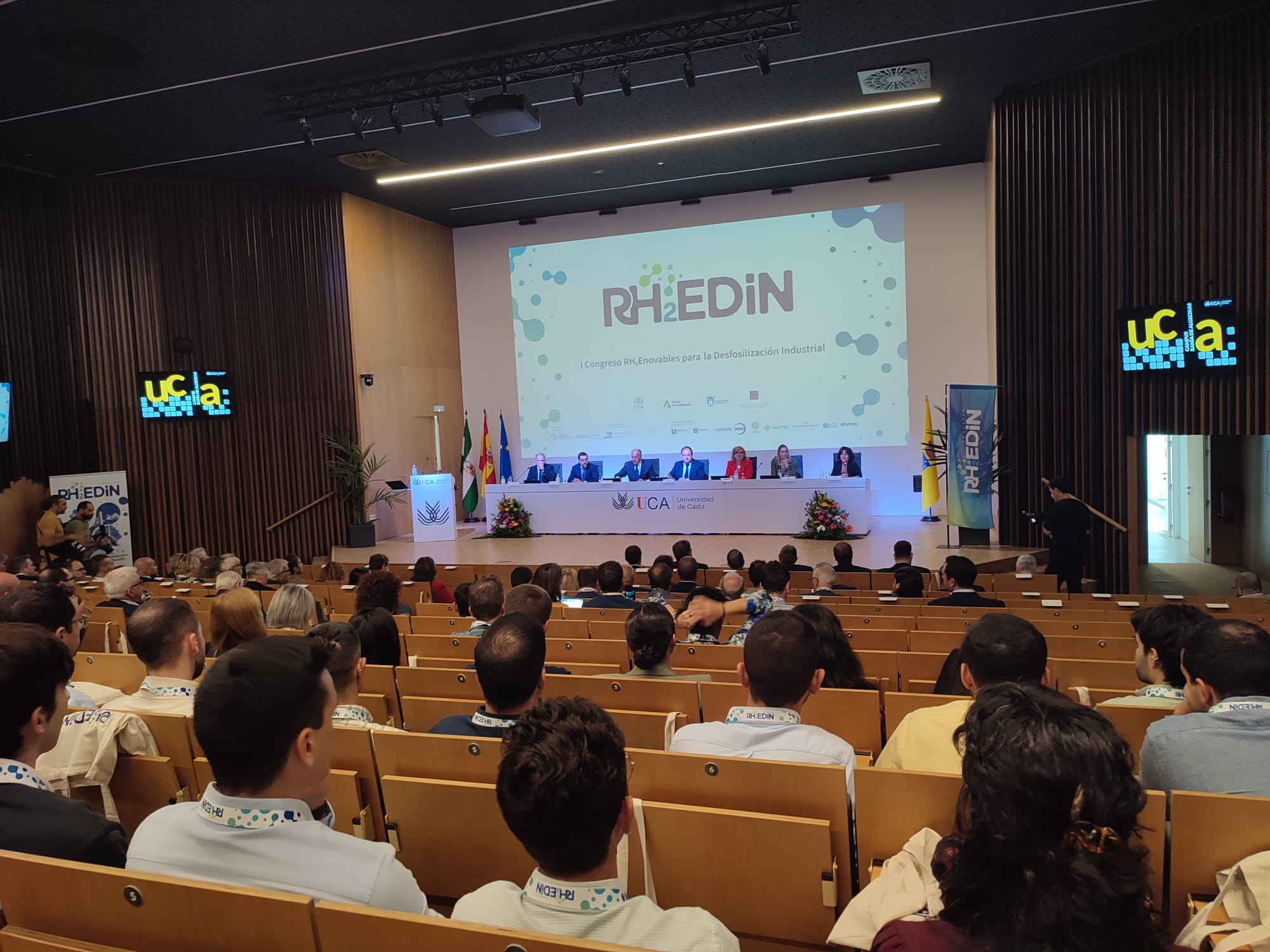 Más de 200 personas asisten al primer Congreso RH₂Enovables para la Desfosilización Industrial