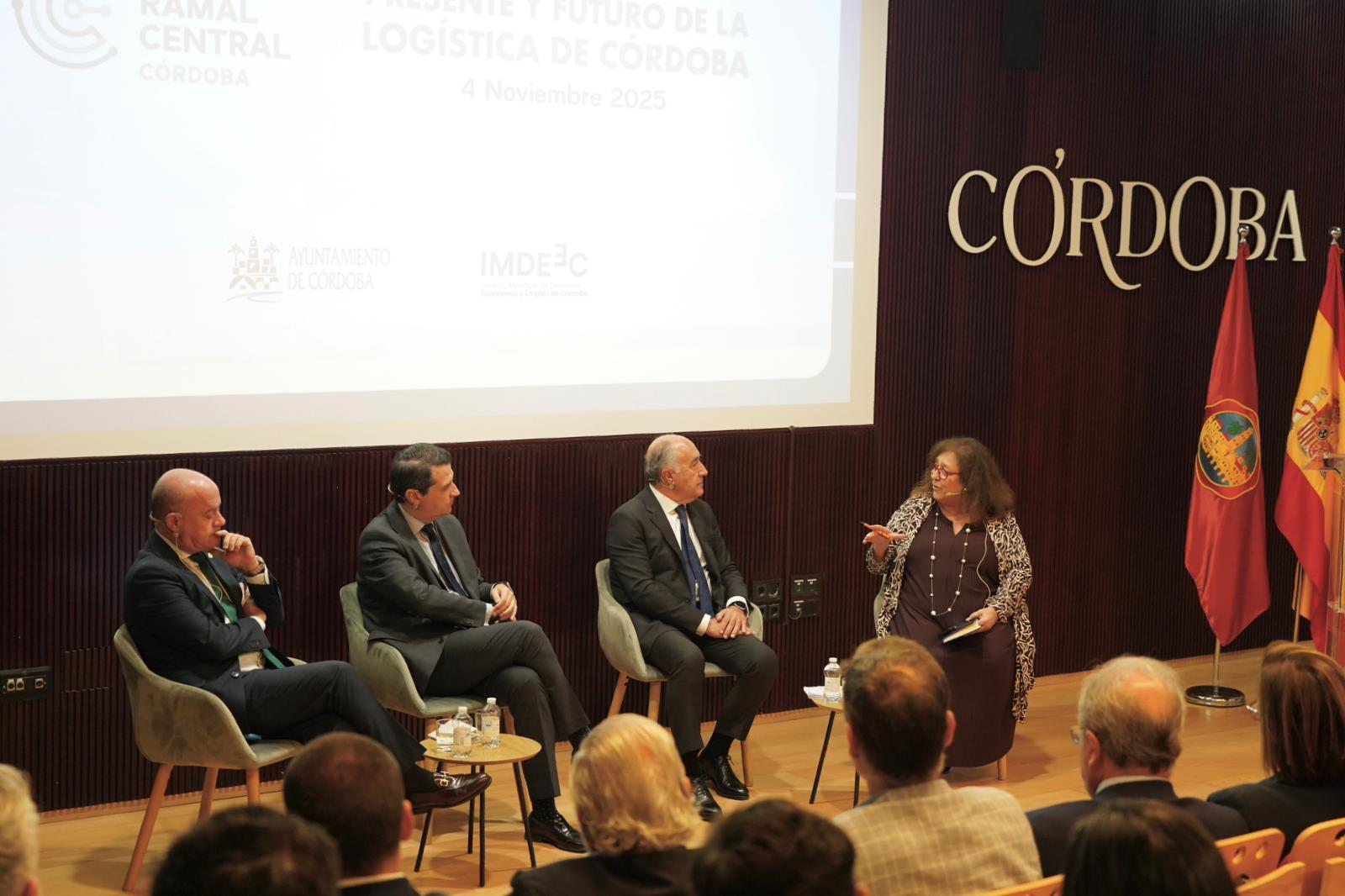 Landaluce pide en Córdoba inversiones para mejorar la conexión ferroviaria de Algeciras Landaluce pide en Córdoba inversiones para mejorar la conexión ferroviaria de Algeciras