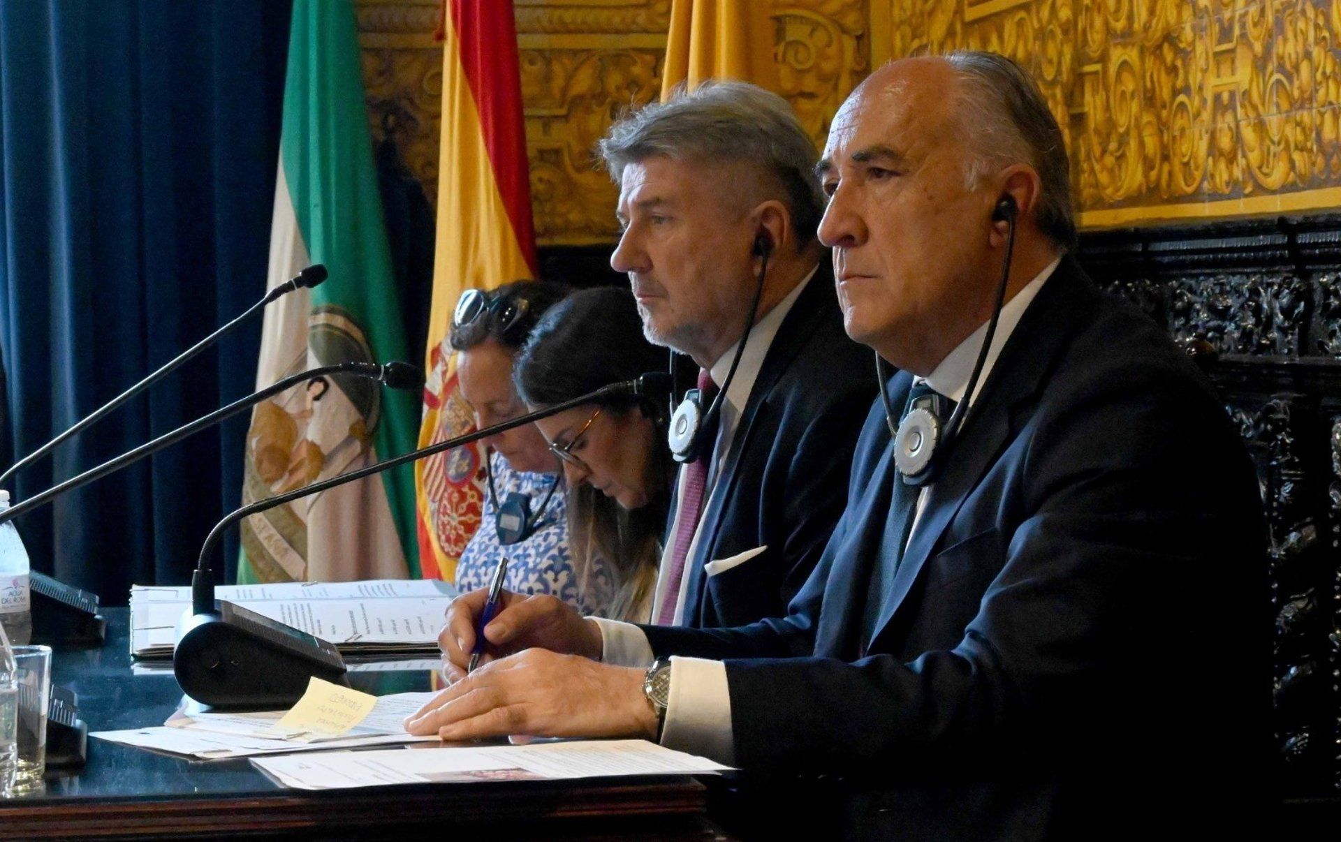 Imagen de la visita del la Comisión de Peticiones del Parlamento Europeo a Algeciras. Archivo. Landaluce considera que la Unión Europea "ha dado un paso adelante" en la lucha contra el narcotráfico