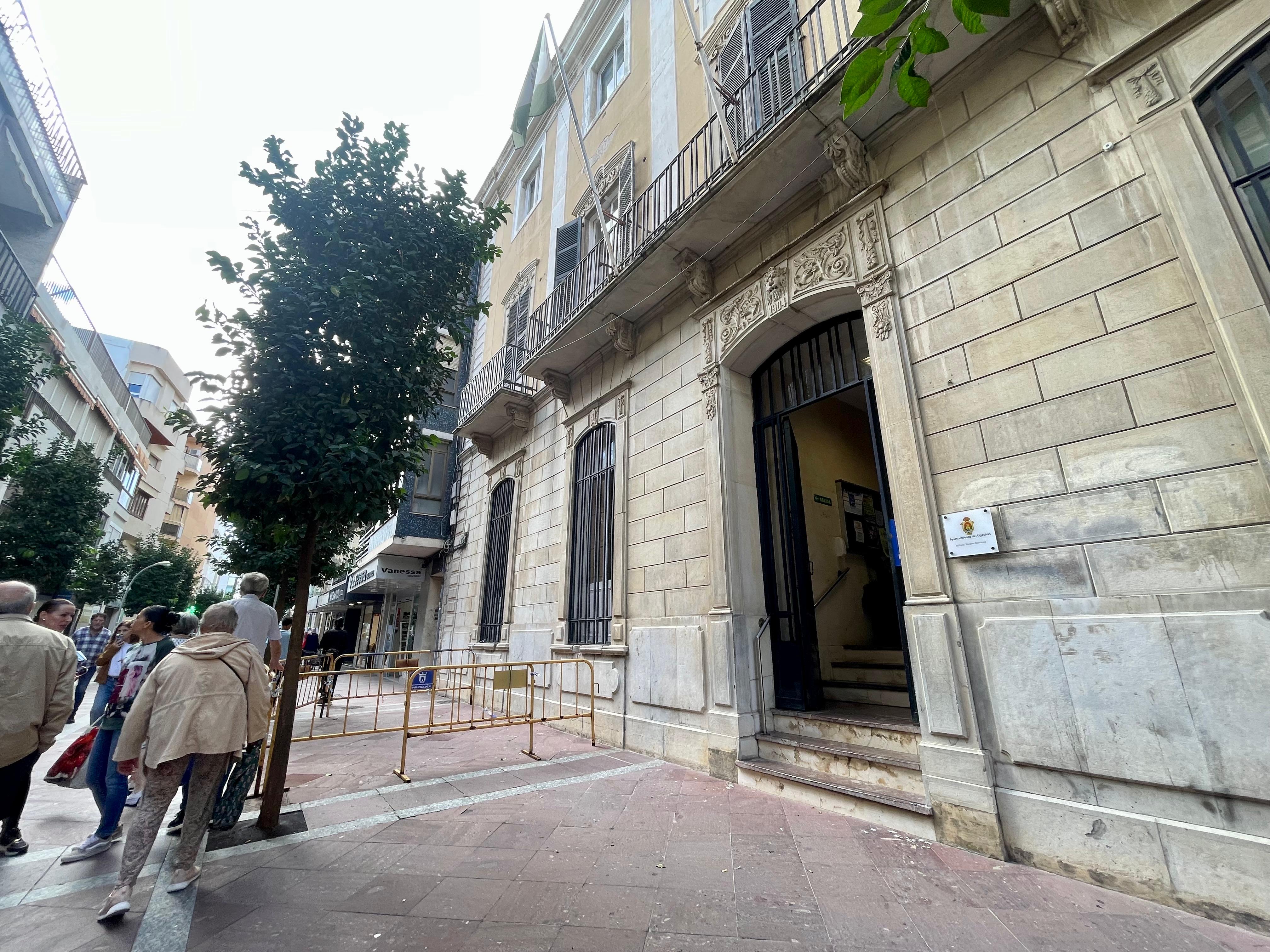 Algeciras restaurará la fachada del edificio municipal de la calle Ancha por más de 140.000 euros. Foto: S.F. / 8Directo Algeciras restaurará la fachada del edificio municipal de la calle Ancha por más de 140.000 euros. Foto: S.F. / 8Directo