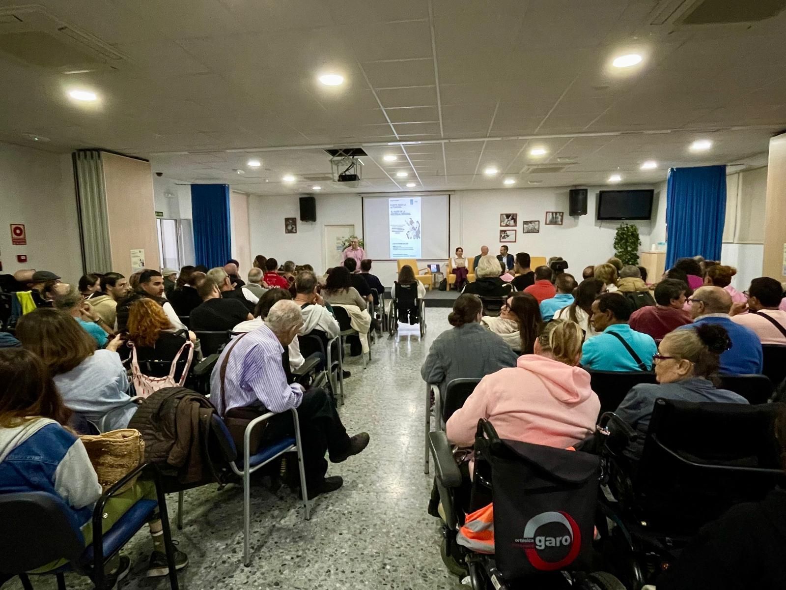 ‘Puente hacia la autonomía’: Fegadi reivindica el papel clave del asistente personal en la vida independiente ‘Puente hacia la autonomía’: Fegadi reivindica el papel clave del asistente personal en la vida independiente