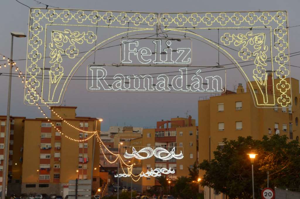 Solicitan al Ayuntamiento de Algeciras la instalación de un alumbrado ornamental con motivo del Ramadán de 2026. Foto: Gobierno de Ceuta. 