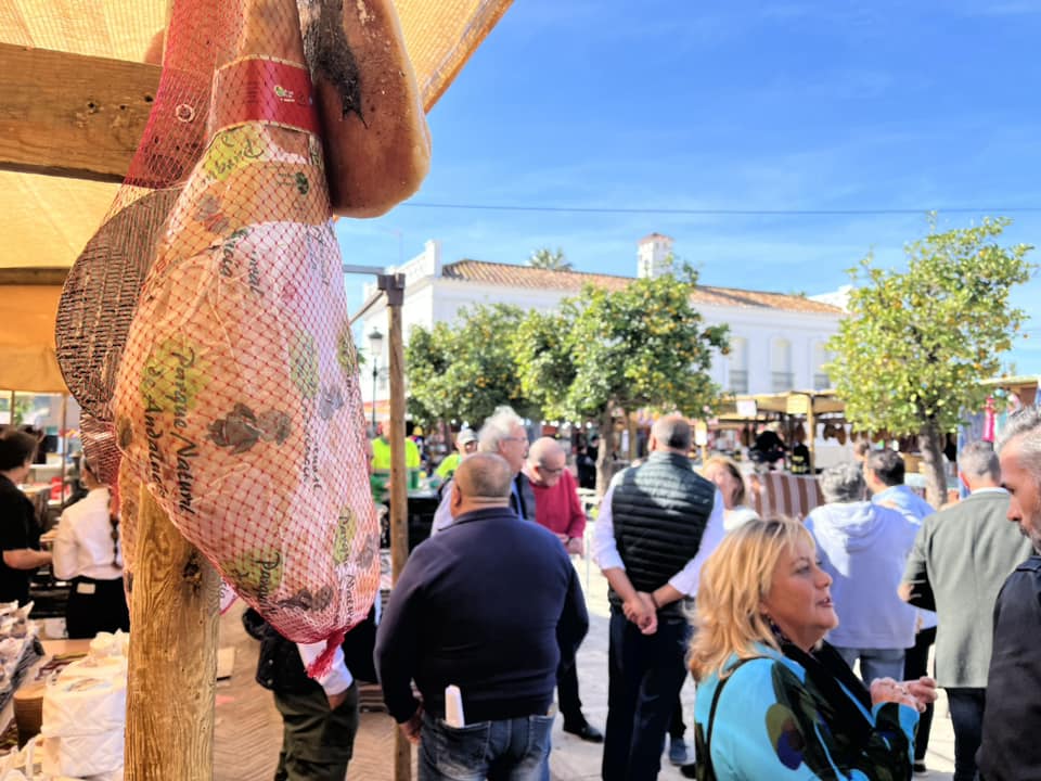 Los Barrios cancela el mercado ibérico y la tosta ante la previsión de lluvias Los Barrios cancela el mercado ibérico y la tosta ante la previsión de lluvias