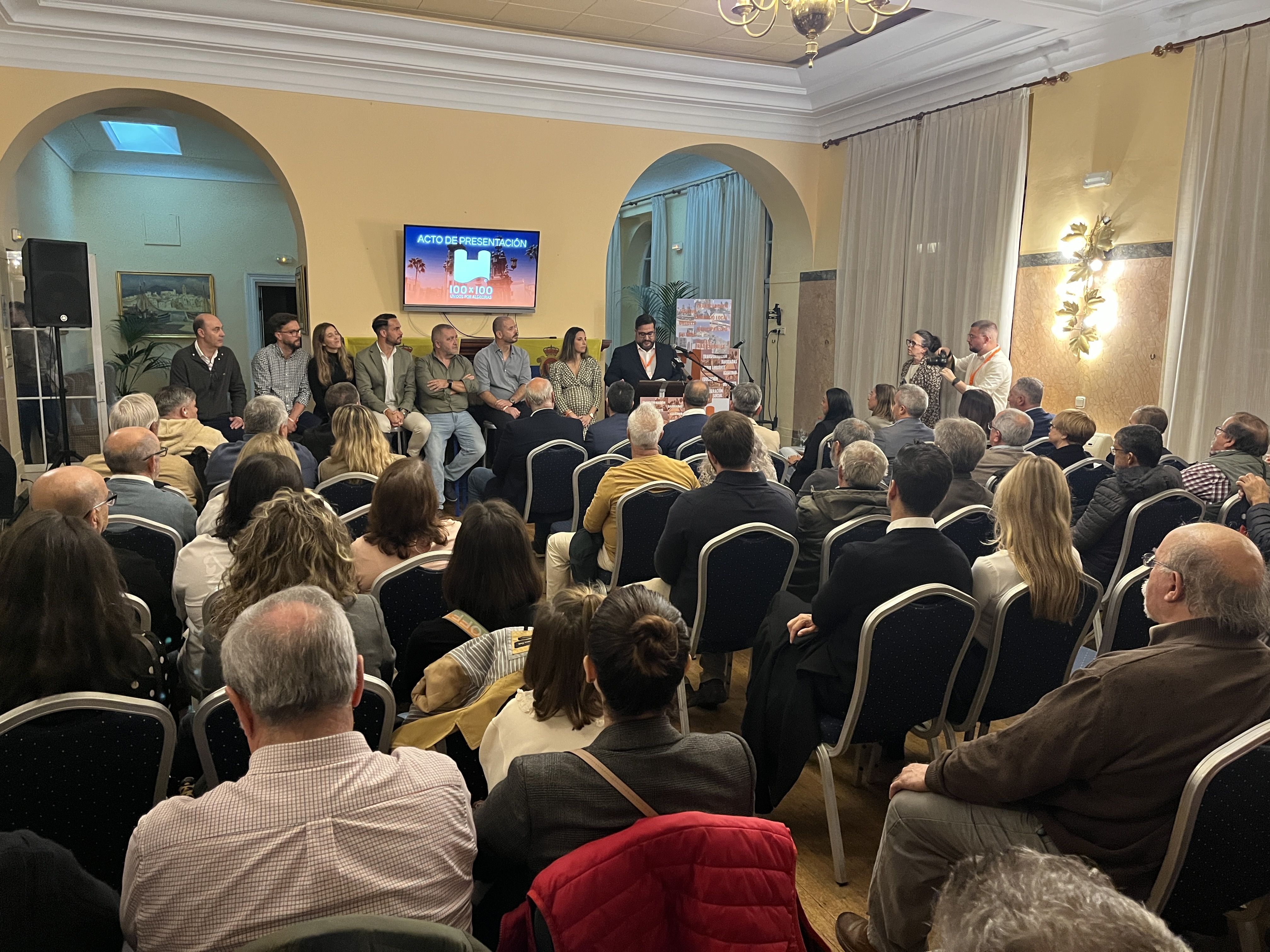 El partido ‘100x100 Unidos por Algeciras’ se presenta con un adelanto de su programa electoral El partido ‘100x100 Unidos por Algeciras’ se presenta con un adelanto de su programa electoral