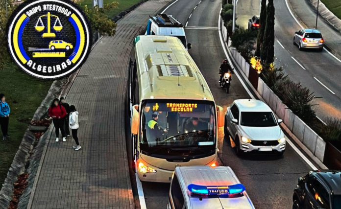 La Policía Local de Algeciras interpone diez denuncias en controles sobre el transporte escolar