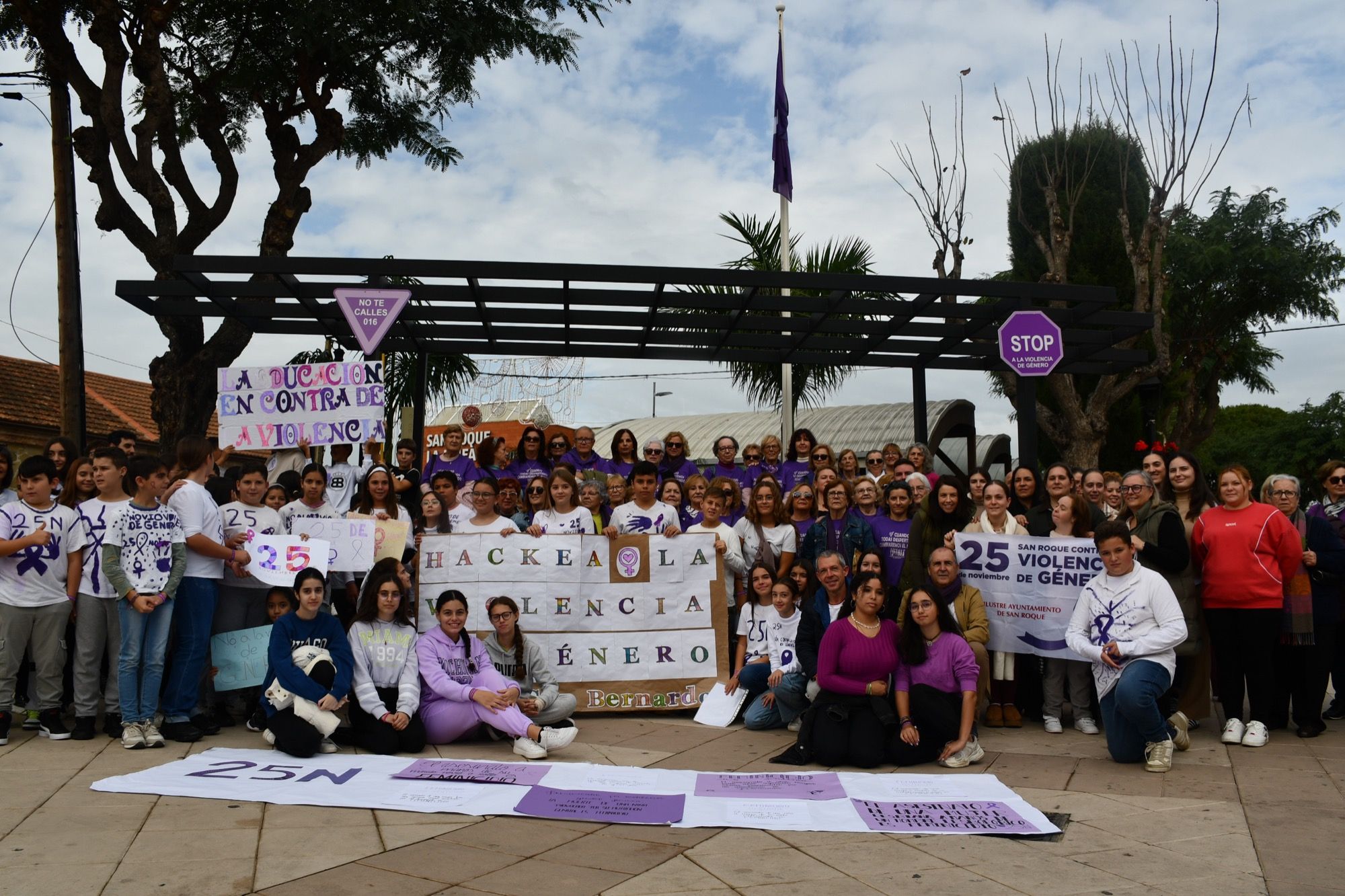 El Campo de Gibraltar se vuelca este 25N con concentraciones, marchas y actividades en sus ocho municipios El Campo de Gibraltar se vuelca este 25N con concentraciones, marchas y actividades en sus ocho municipios