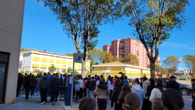 Manifestación 25N La Línea.