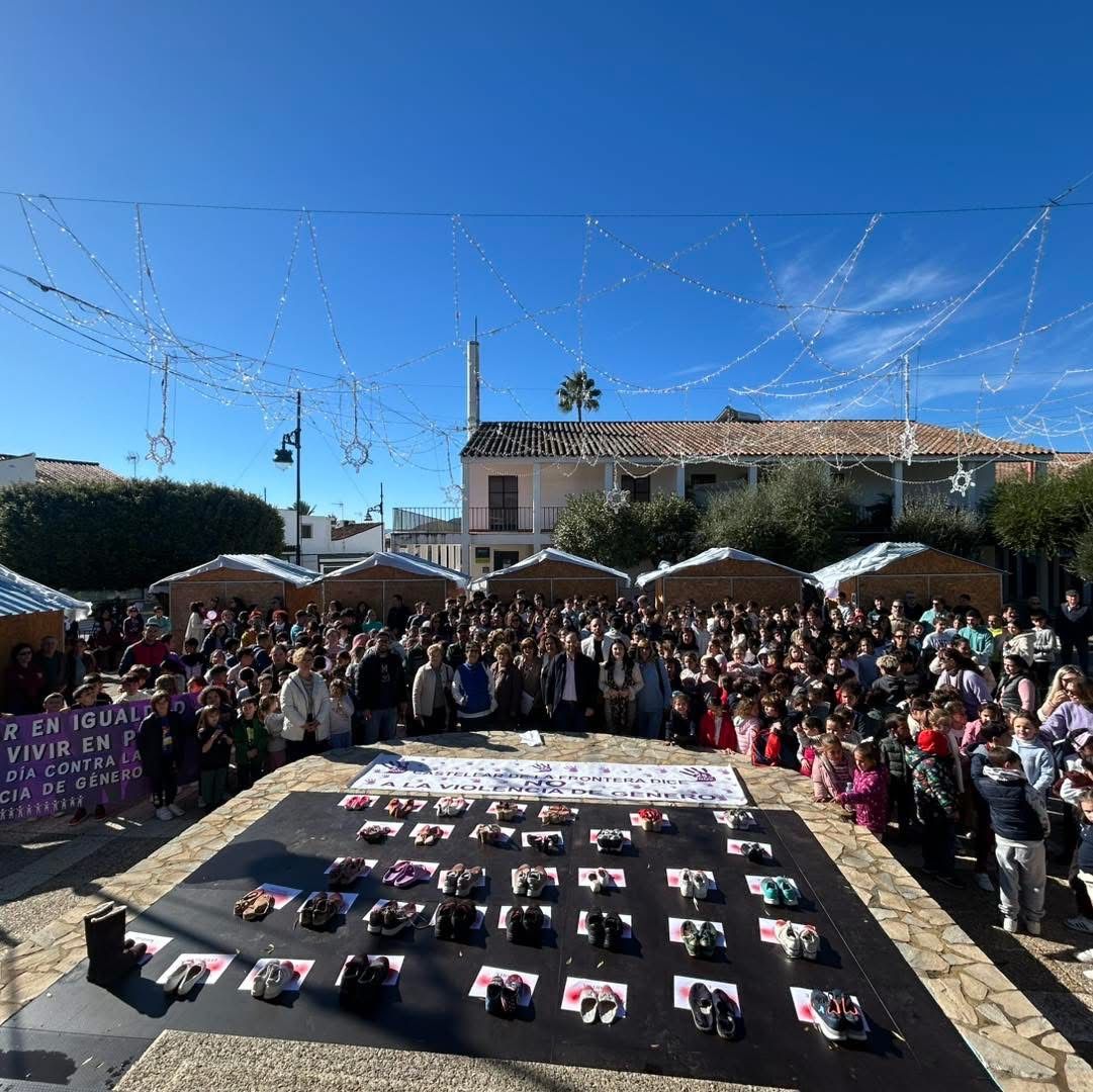 Concentración por el 25N en Castellar. 2025. Castellar dice no a la violencia machista 