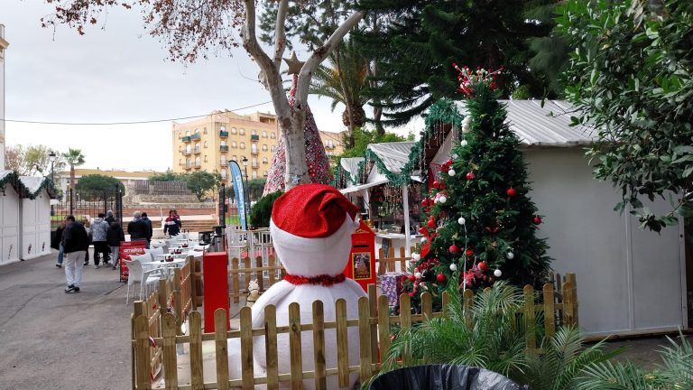 La Línea aplaza la inauguración del Poblado Navideño de los jardines Saccone