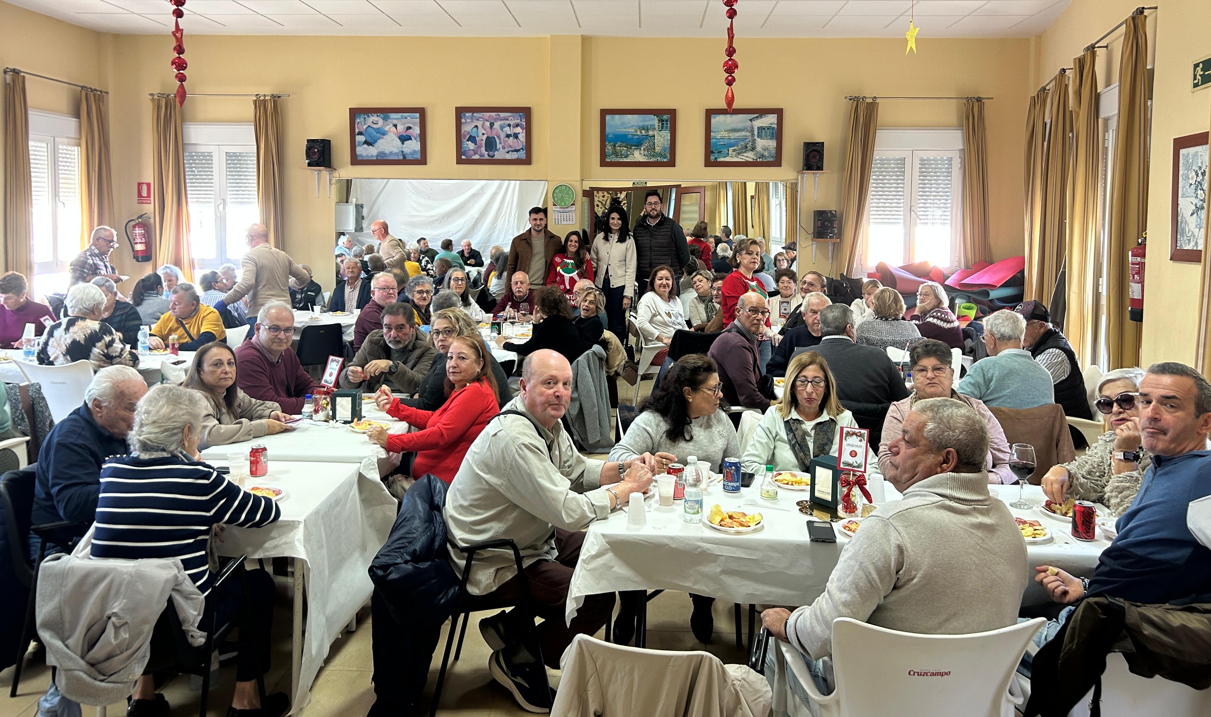 Los mayores de Algeciras ya disfrutan de la Navidad con actividades y celebraciones Los mayores de Algeciras ya disfrutan de la Navidad con actividades y celebraciones