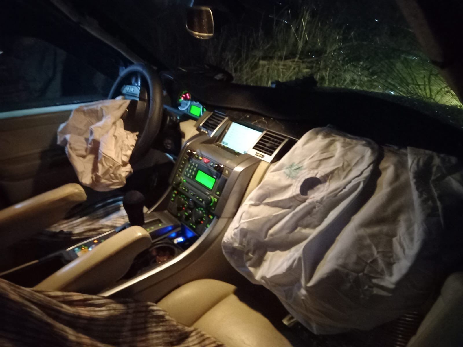 Varios guardias civiles resultan heridos en una intervención en el río Palmones